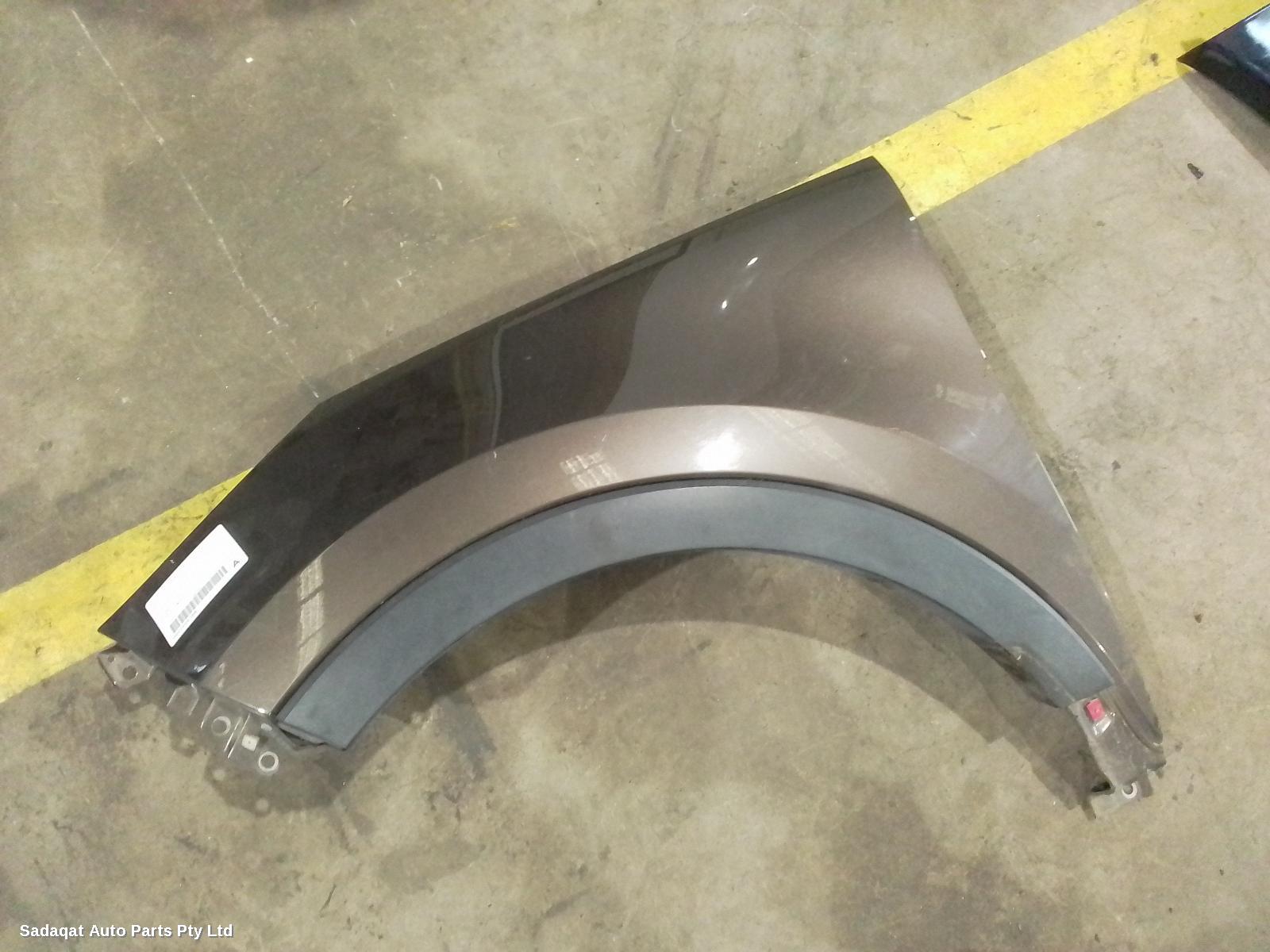 Kia Sportage Left Guard