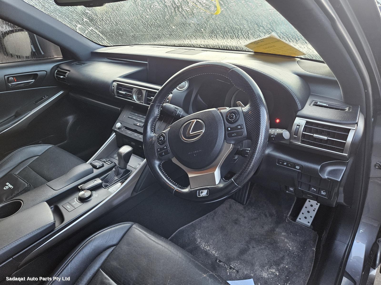 Lexus Is Series Bonnet Hinge/strut