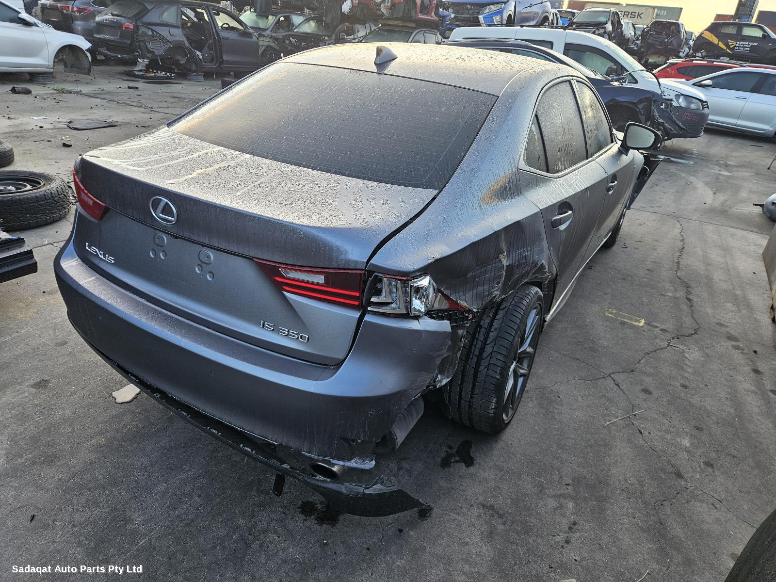 Lexus Is Series Bonnet Hinge/strut