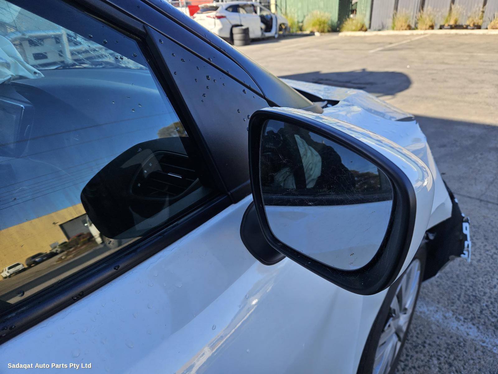 Suzuki Baleno Left Door Mirror
