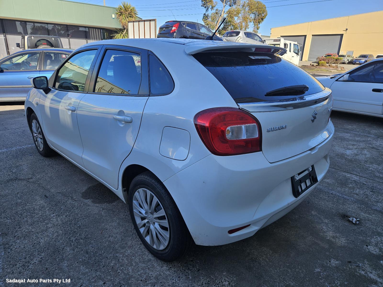Suzuki Baleno Left Door Mirror