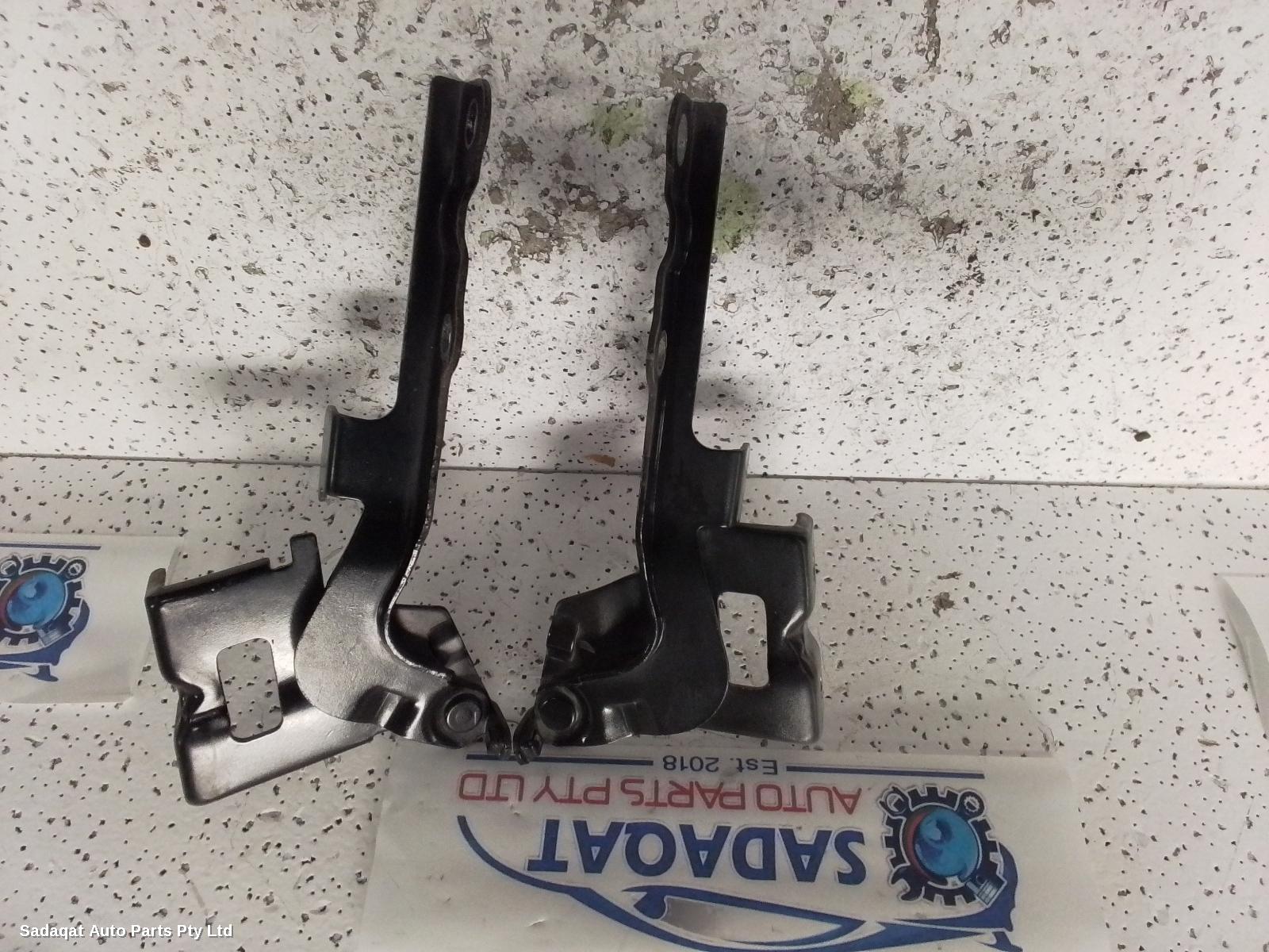 Hyundai Ix35 Bonnet Hinge/strut