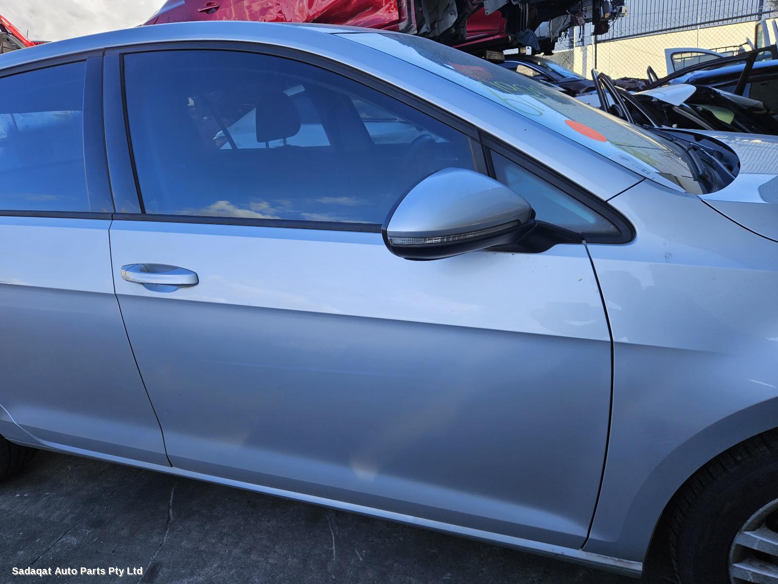 Volkswagen Golf Rear Garnish