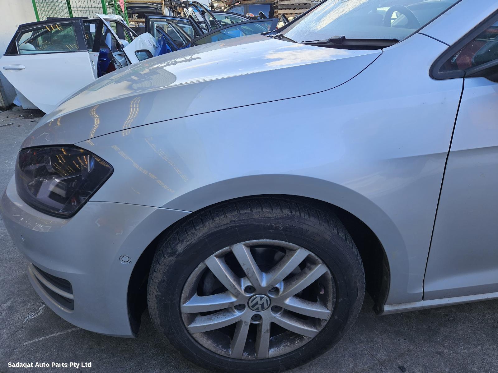 Volkswagen Golf Rear Garnish