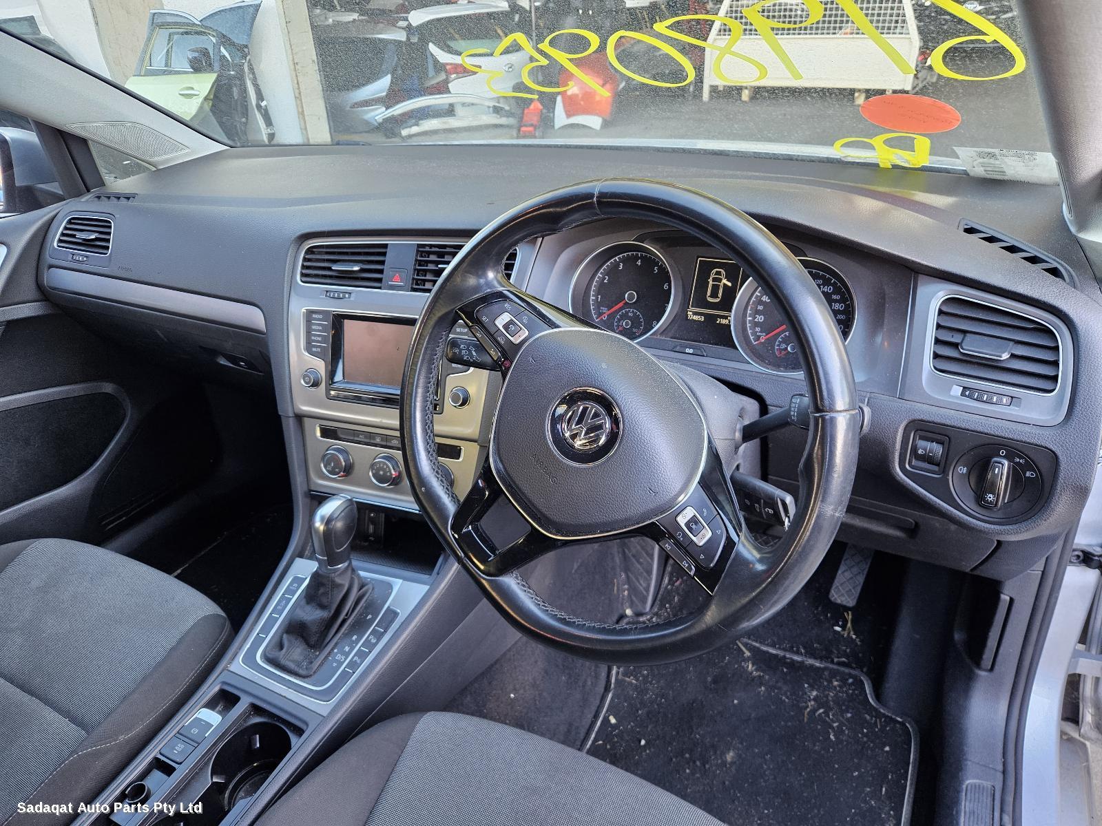 Volkswagen Golf Rear Garnish