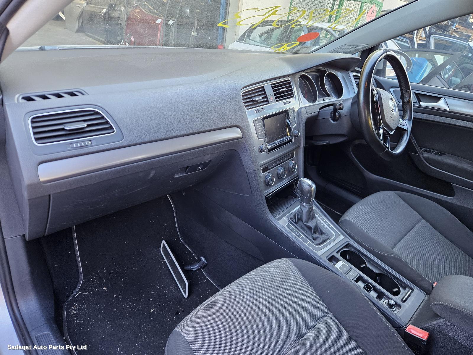 Volkswagen Golf Rear Garnish