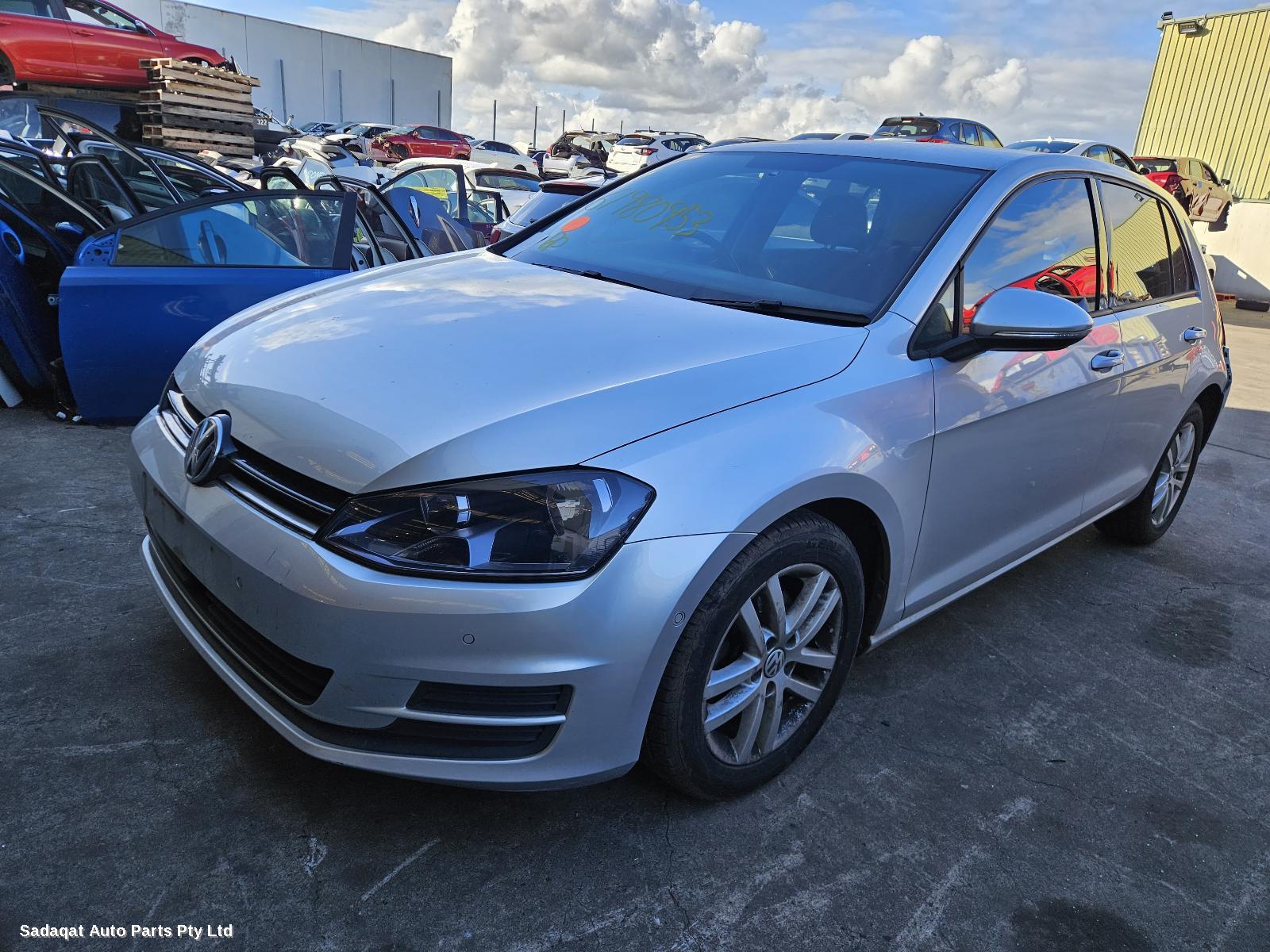 Volkswagen Golf Rear Garnish