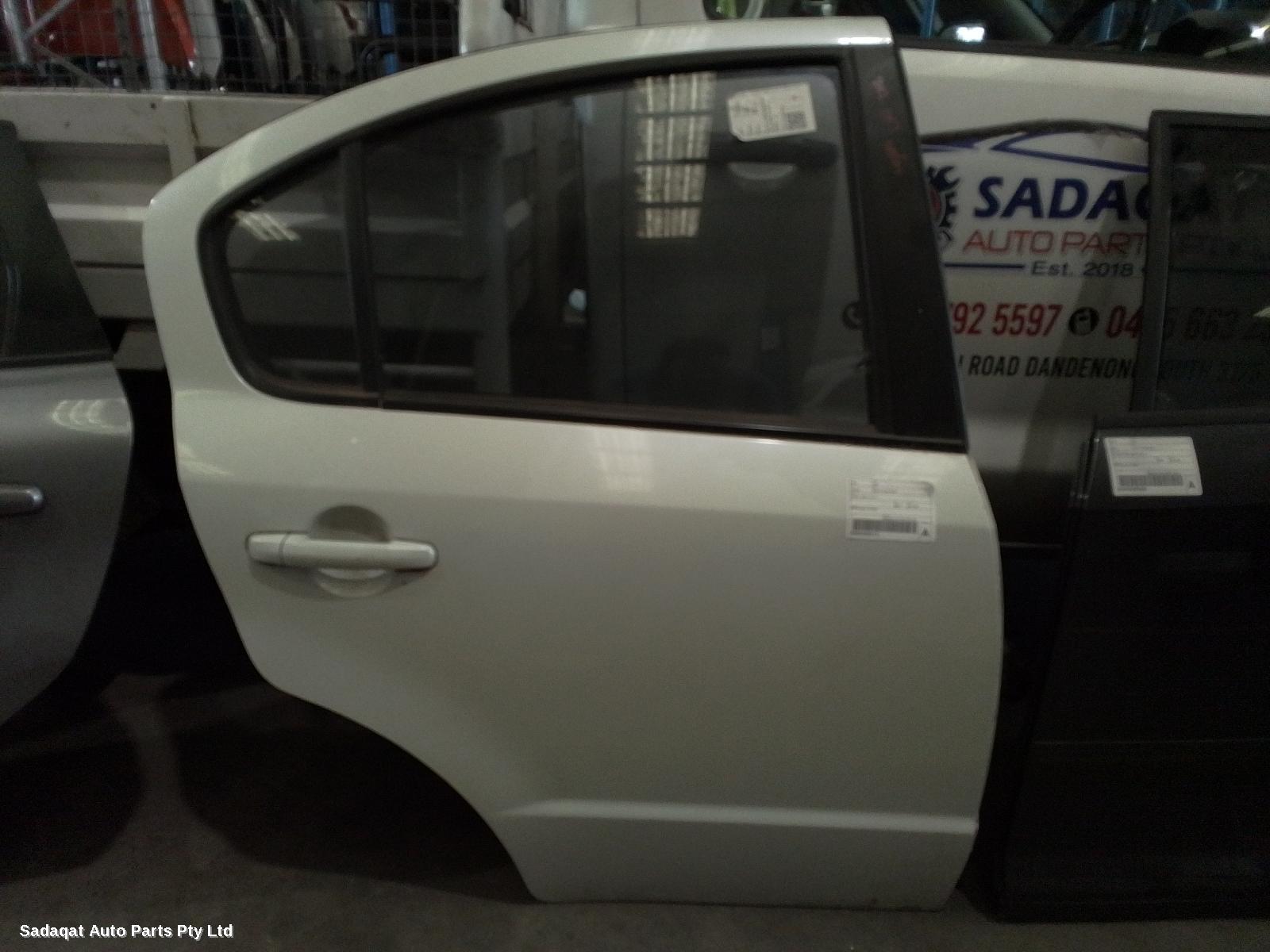 Suzuki Sx4 Right_rear_door_sliding