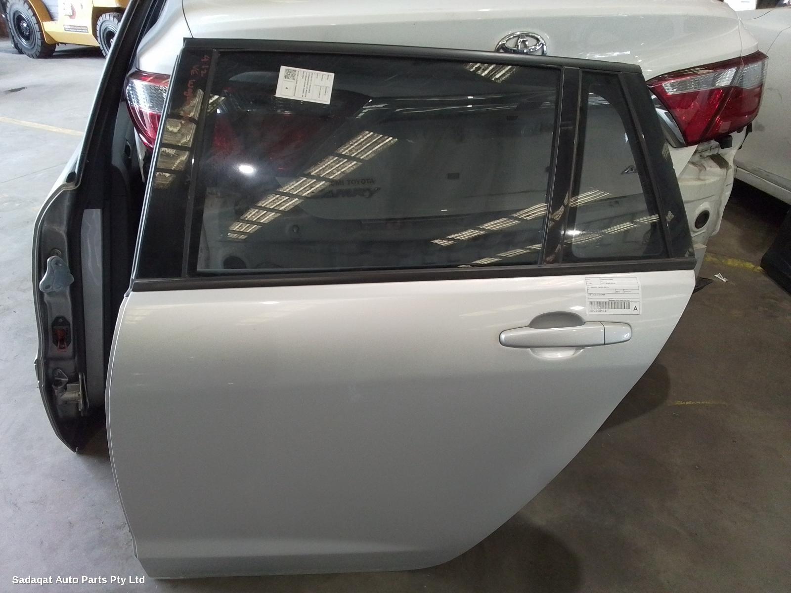 Holden Commodore Left Rear Door/sliding