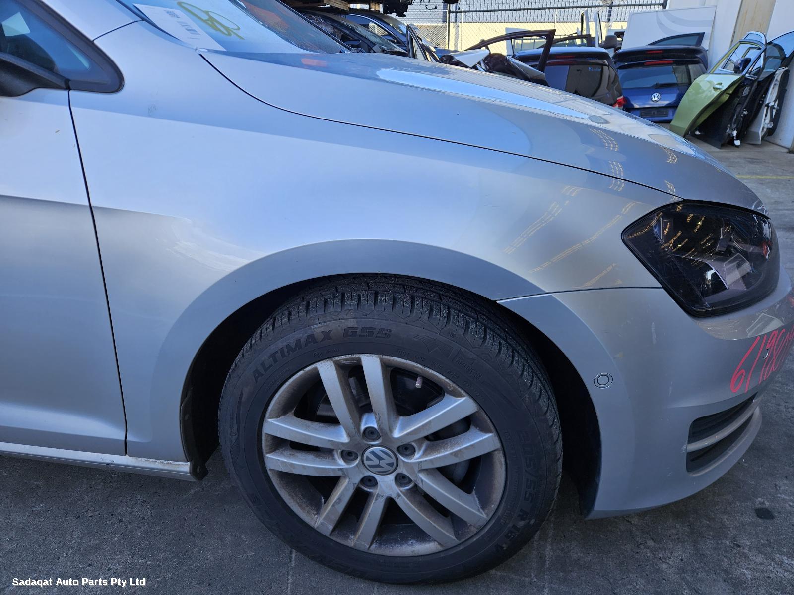 Volkswagen Golf Rear Garnish