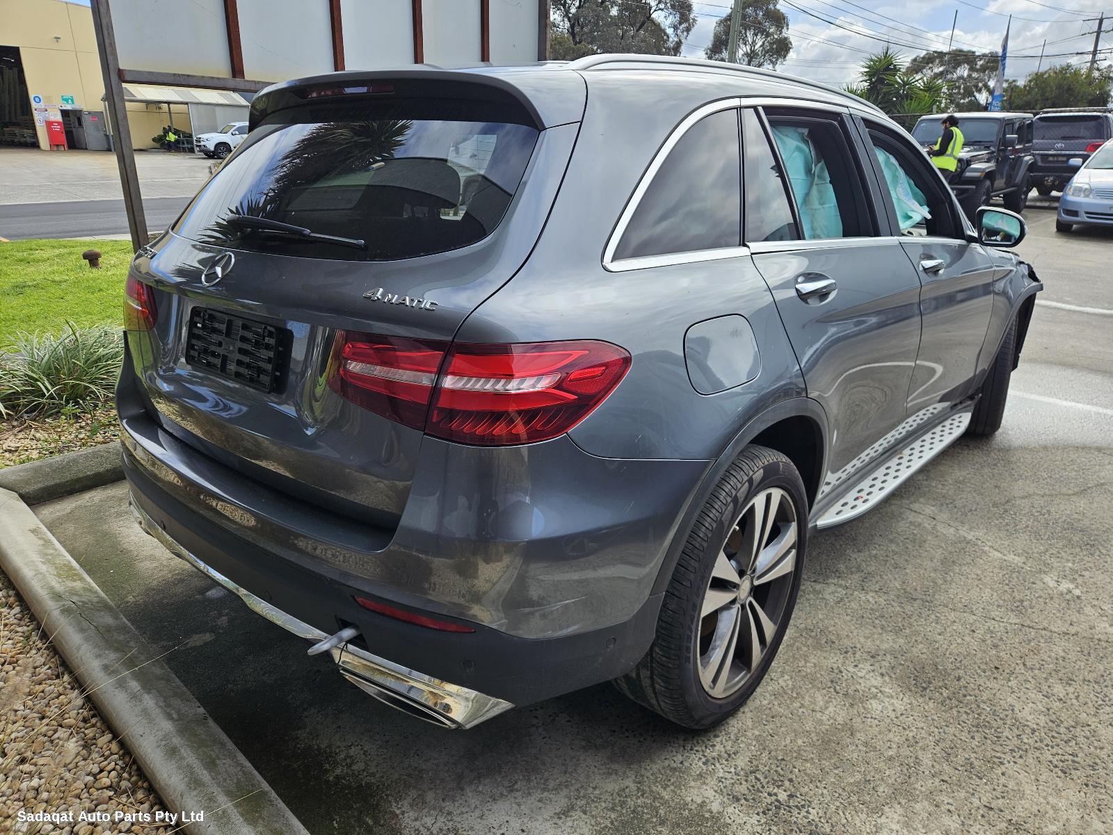 Mercedes Glc Class Right Front Door