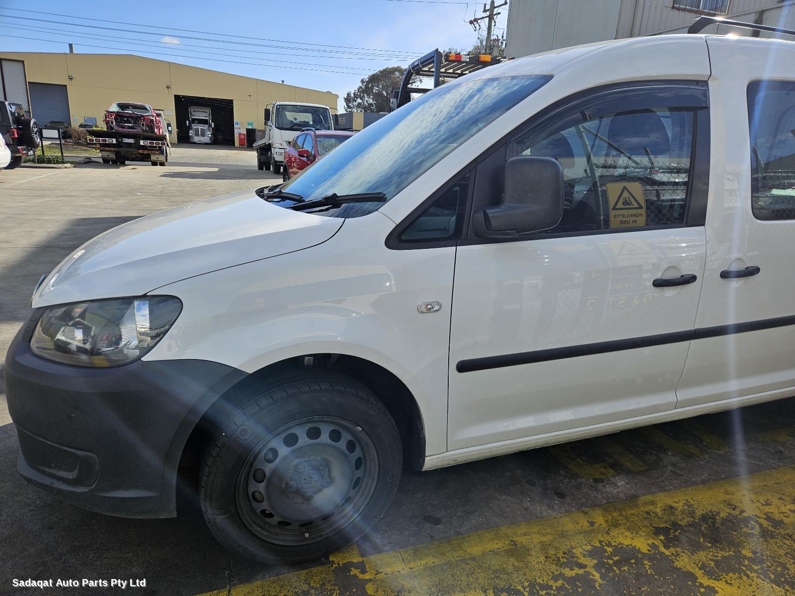 Volkswagen Caddy Hoodlining