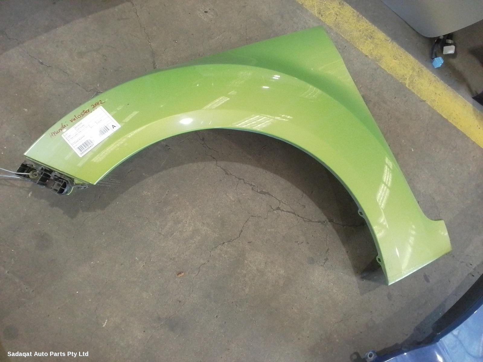 Hyundai Veloster Left Guard