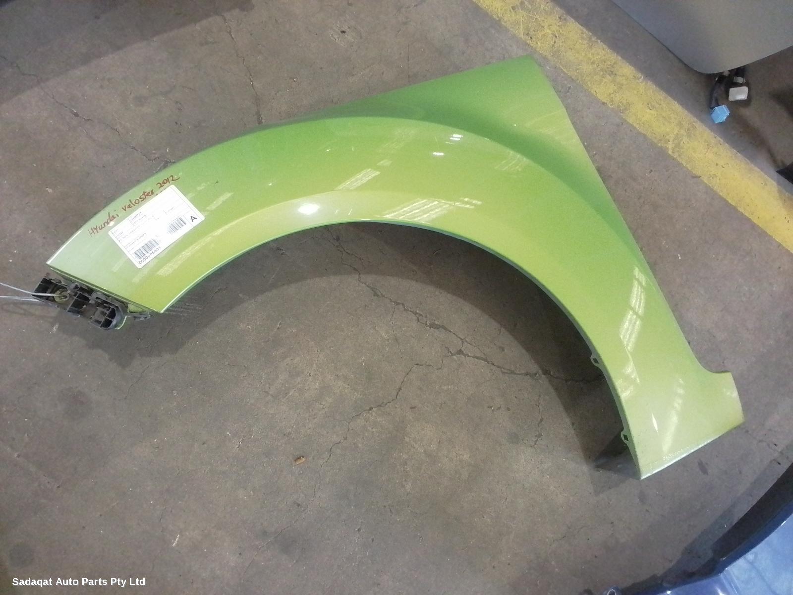 Hyundai Veloster Left Guard