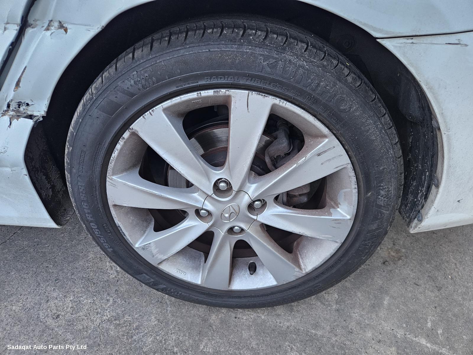 Hyundai Accent Bootlid/tailgate