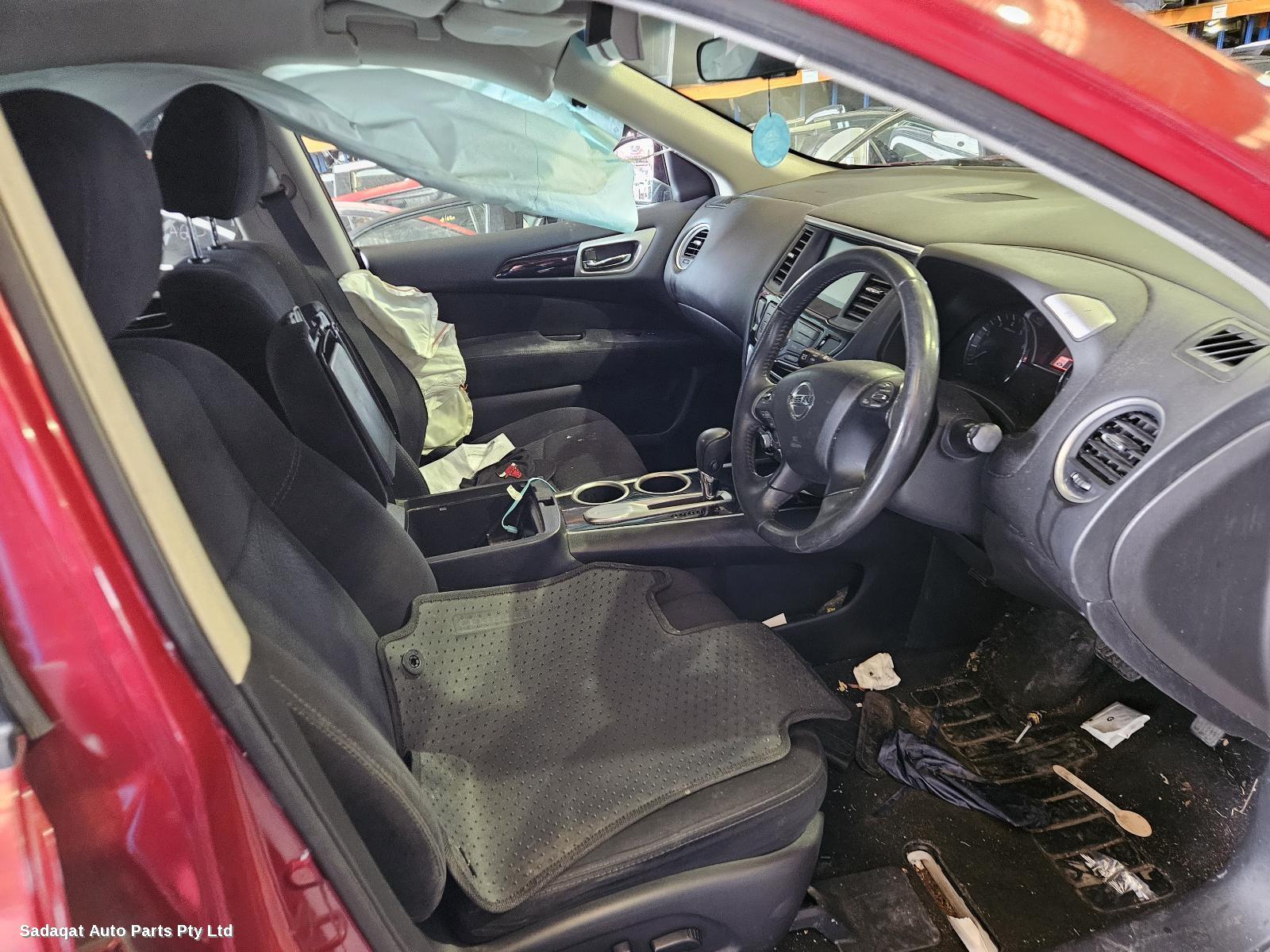 Nissan Pathfinder Sunvisor