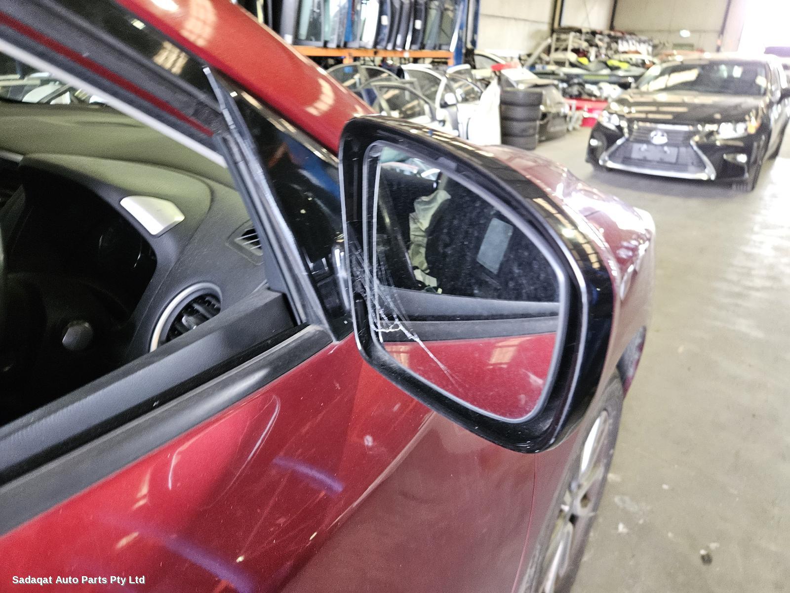 Nissan Pathfinder Sunvisor