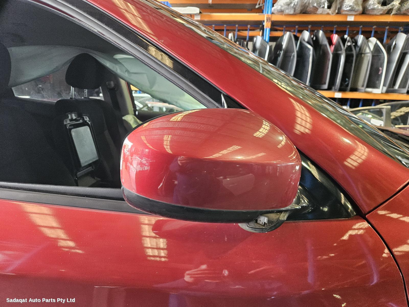 Nissan Pathfinder Sunvisor