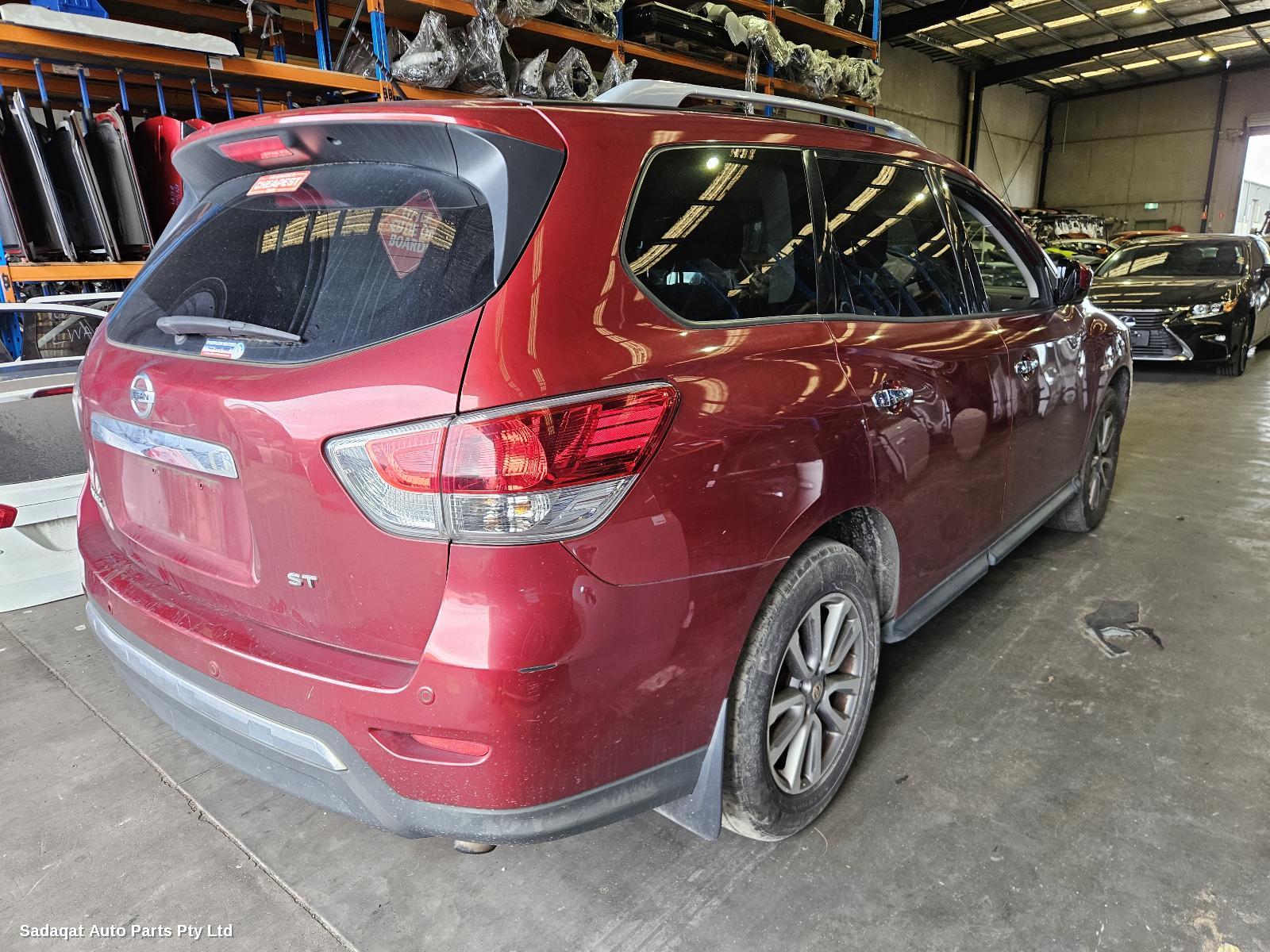 Nissan Pathfinder Sunvisor