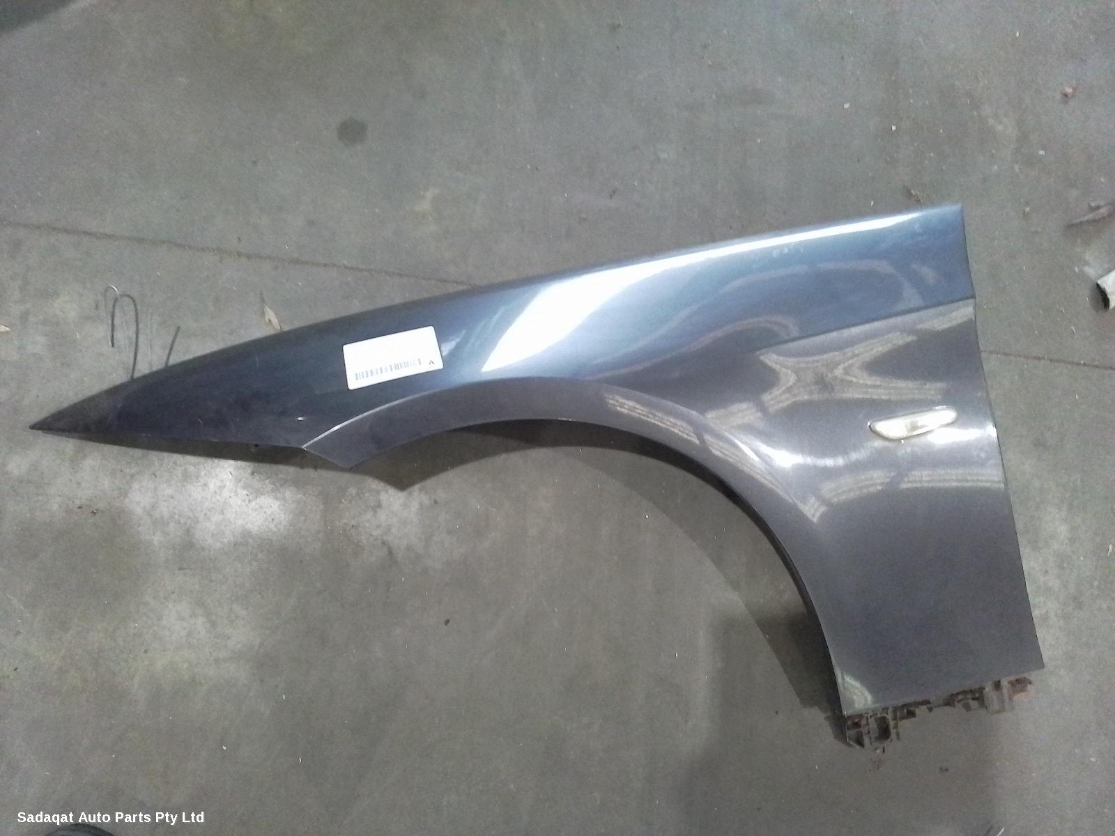 Bmw 3 Series Left Guard