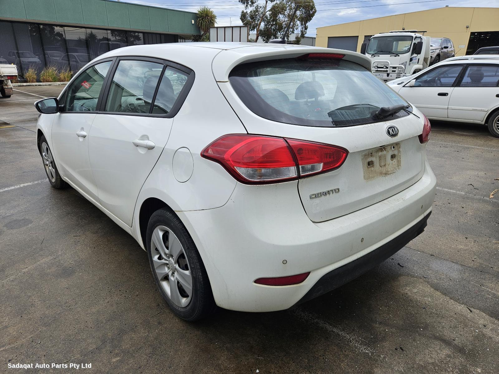 Kia Cerato Right Guard