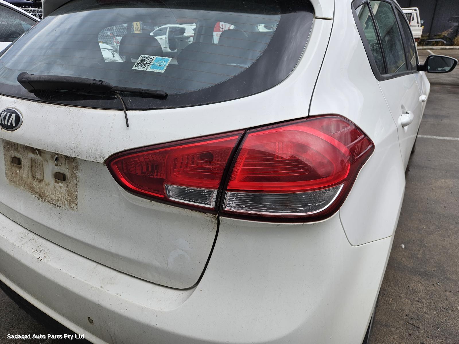 Kia Cerato Right Guard