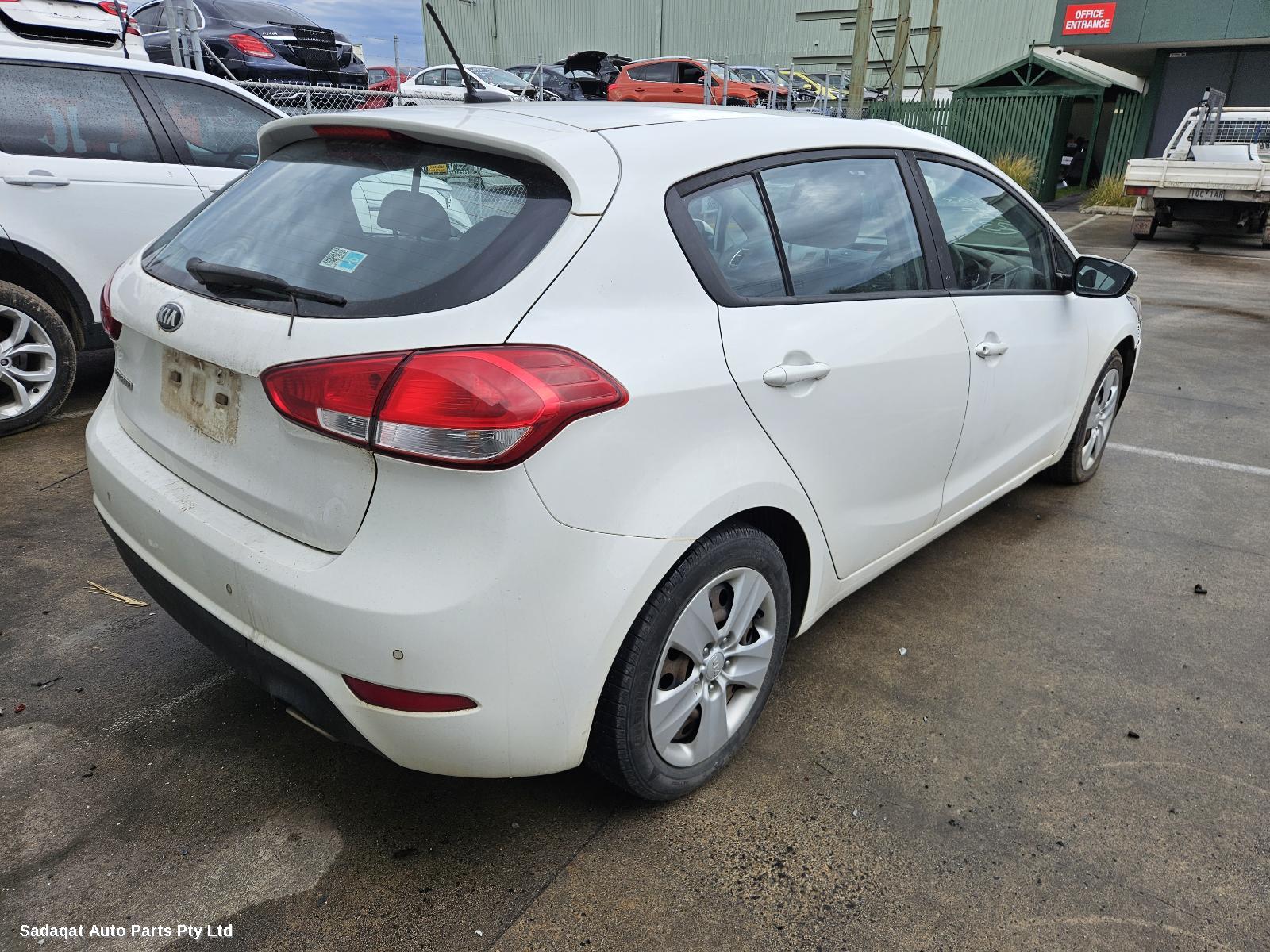 Kia Cerato Right Guard
