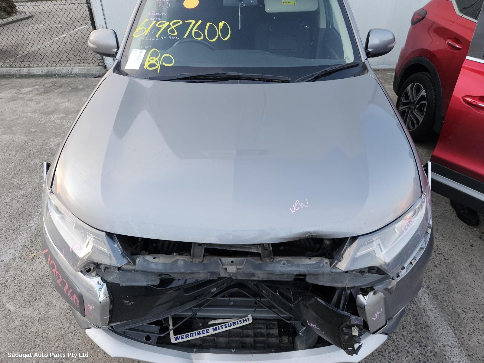 Mitsubishi Outlander Left Front Door Window