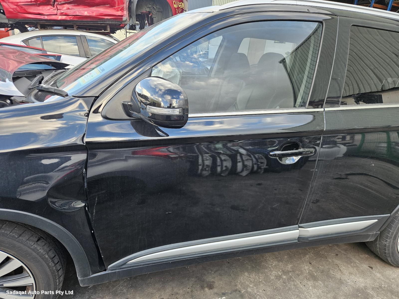 Mitsubishi Outlander Left Rear 1/4 Door Glass