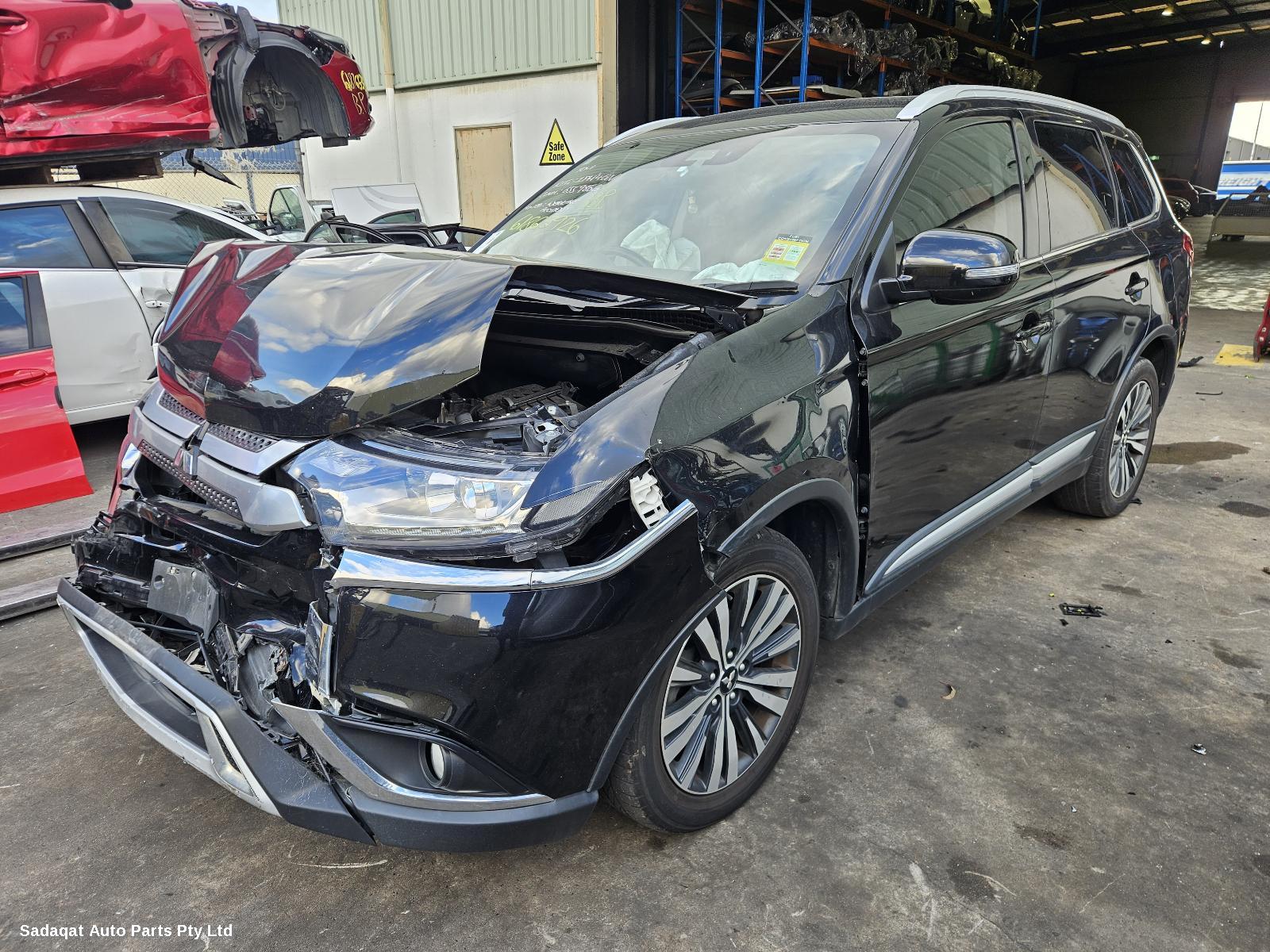 Mitsubishi Outlander Left Rear 1/4 Door Glass