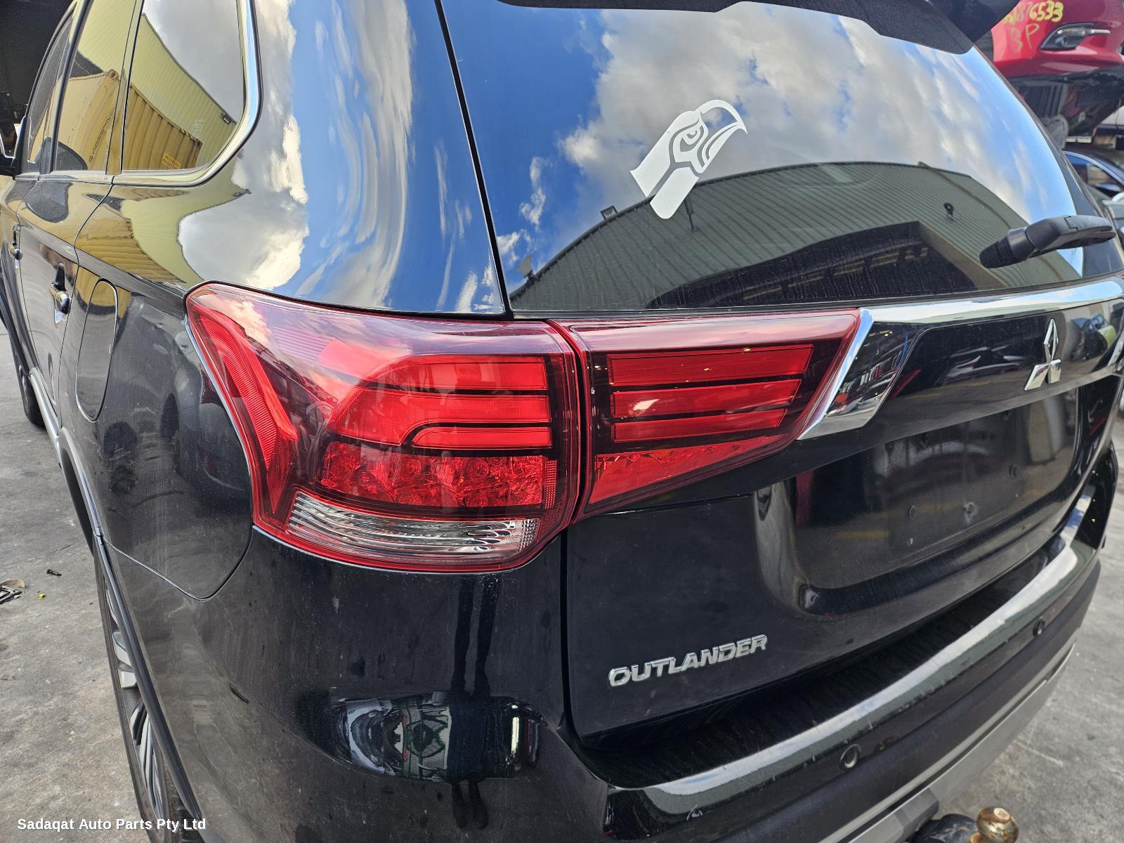 Mitsubishi Outlander Left Rear 1/4 Door Glass