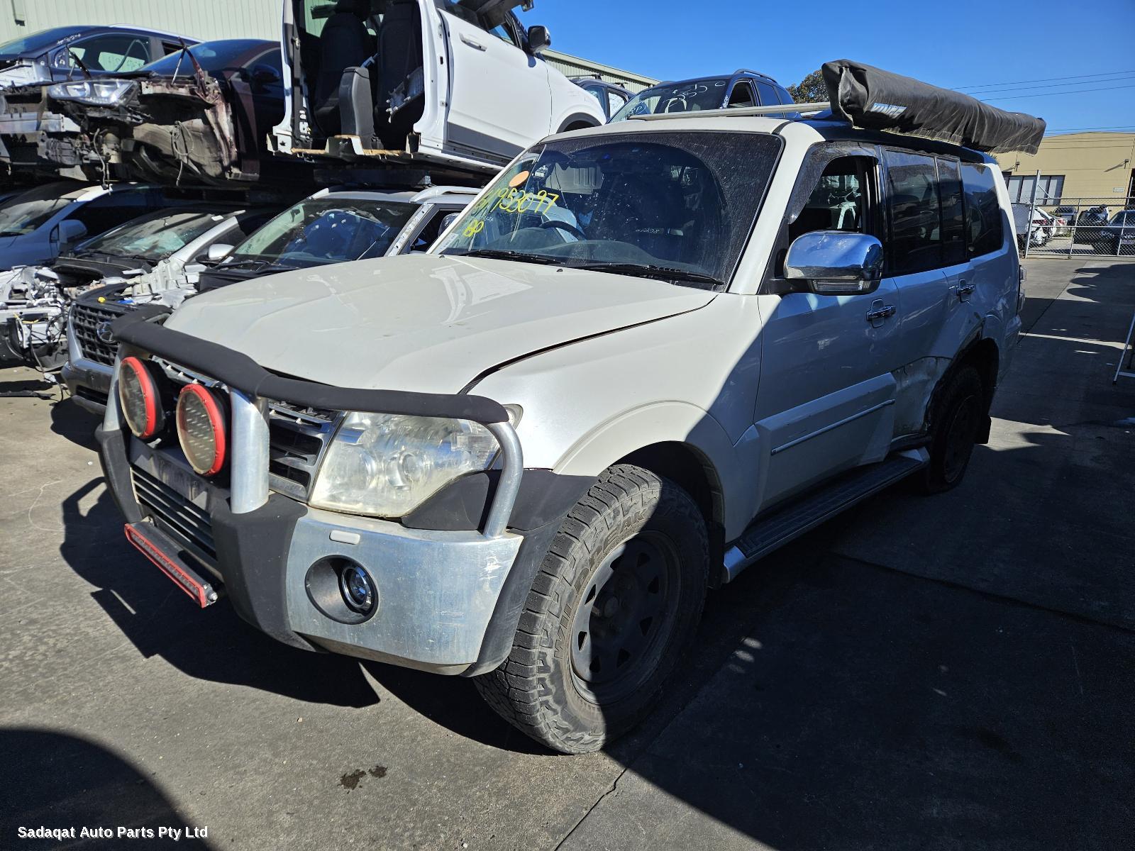 Mitsubishi Pajero Bootlid/tailgate