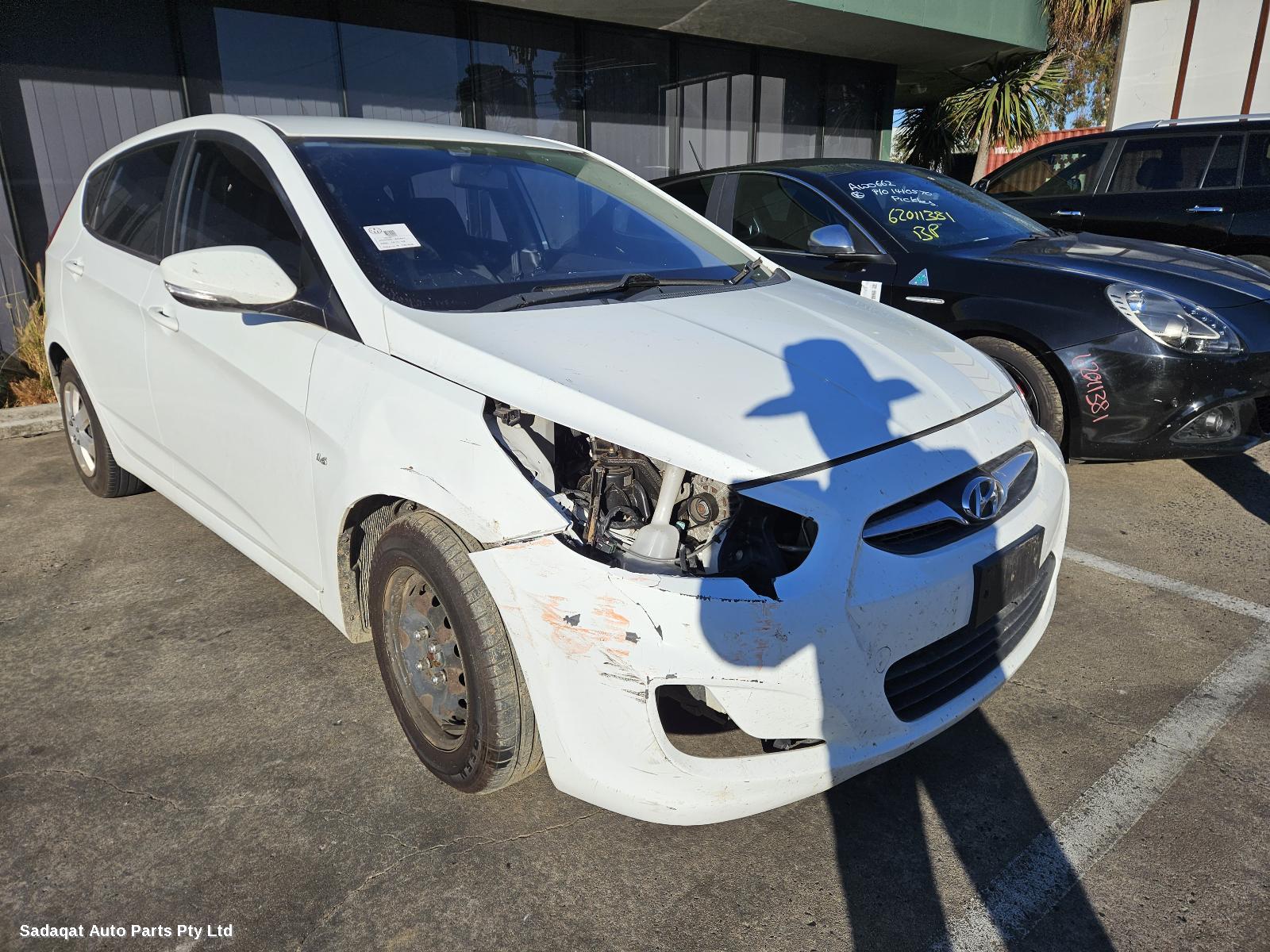 Hyundai Accent Left Guard