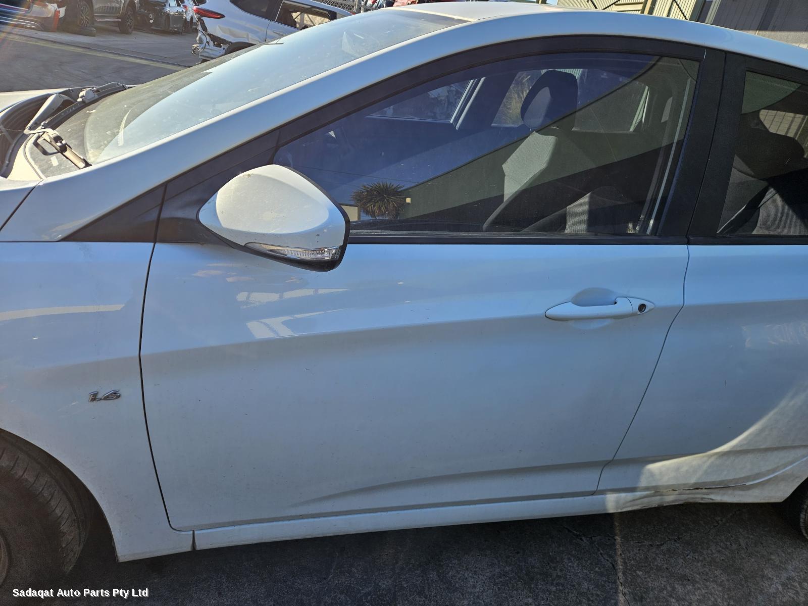 Hyundai Accent Right Front Door