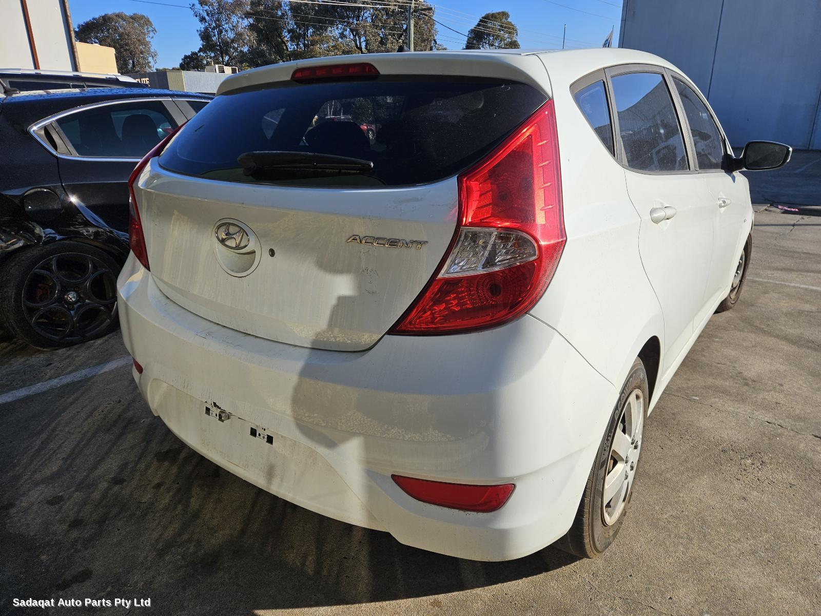 Hyundai Accent Right Front Door