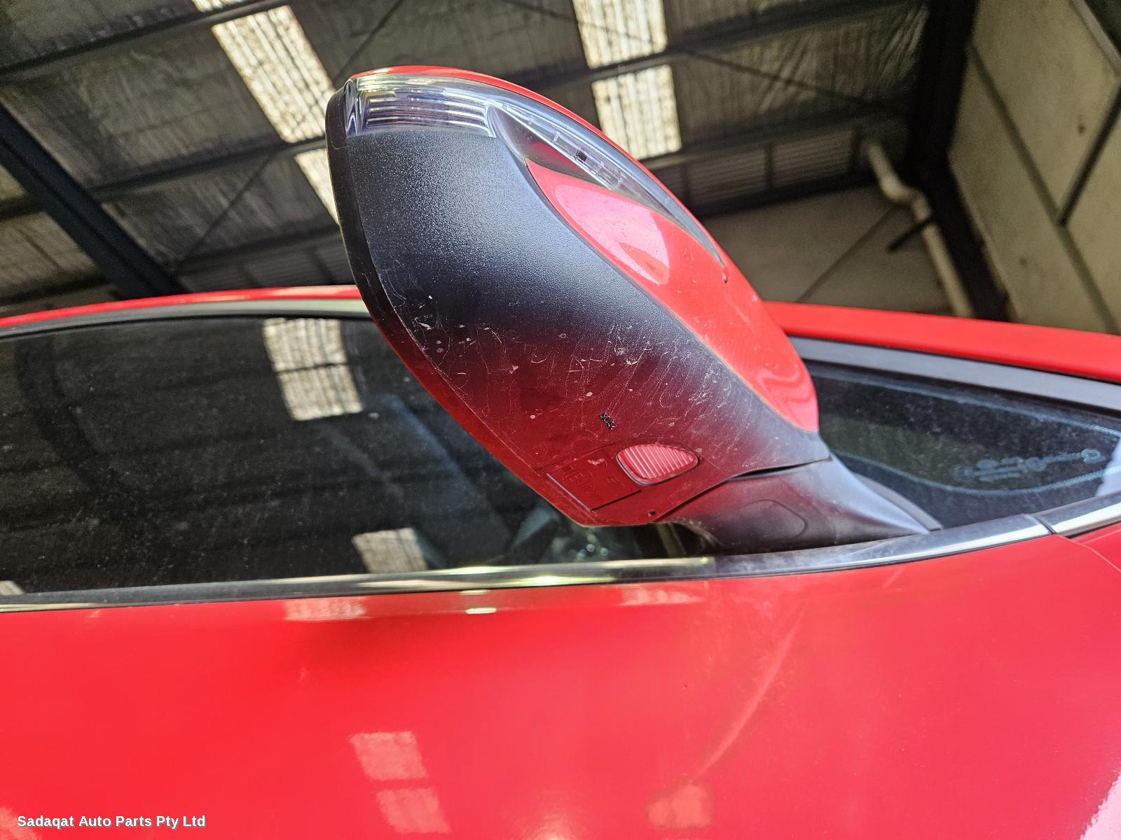 Kia Cerato Right Door Mirror