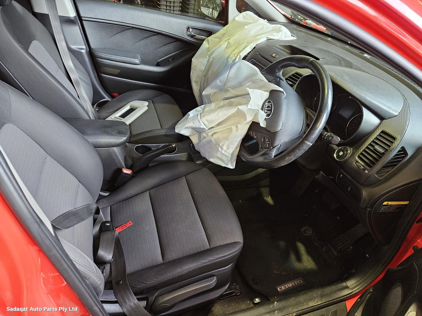 Kia Cerato Right Door Mirror