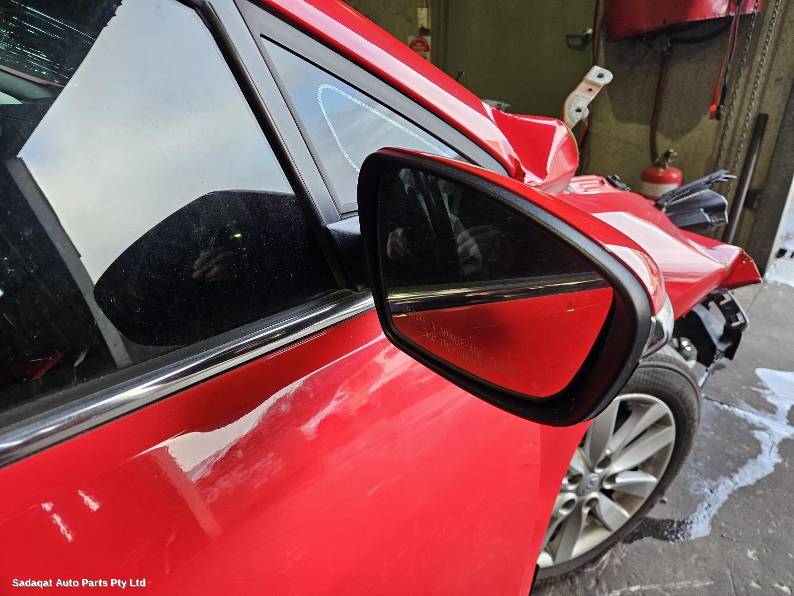 Kia Cerato Right Door Mirror