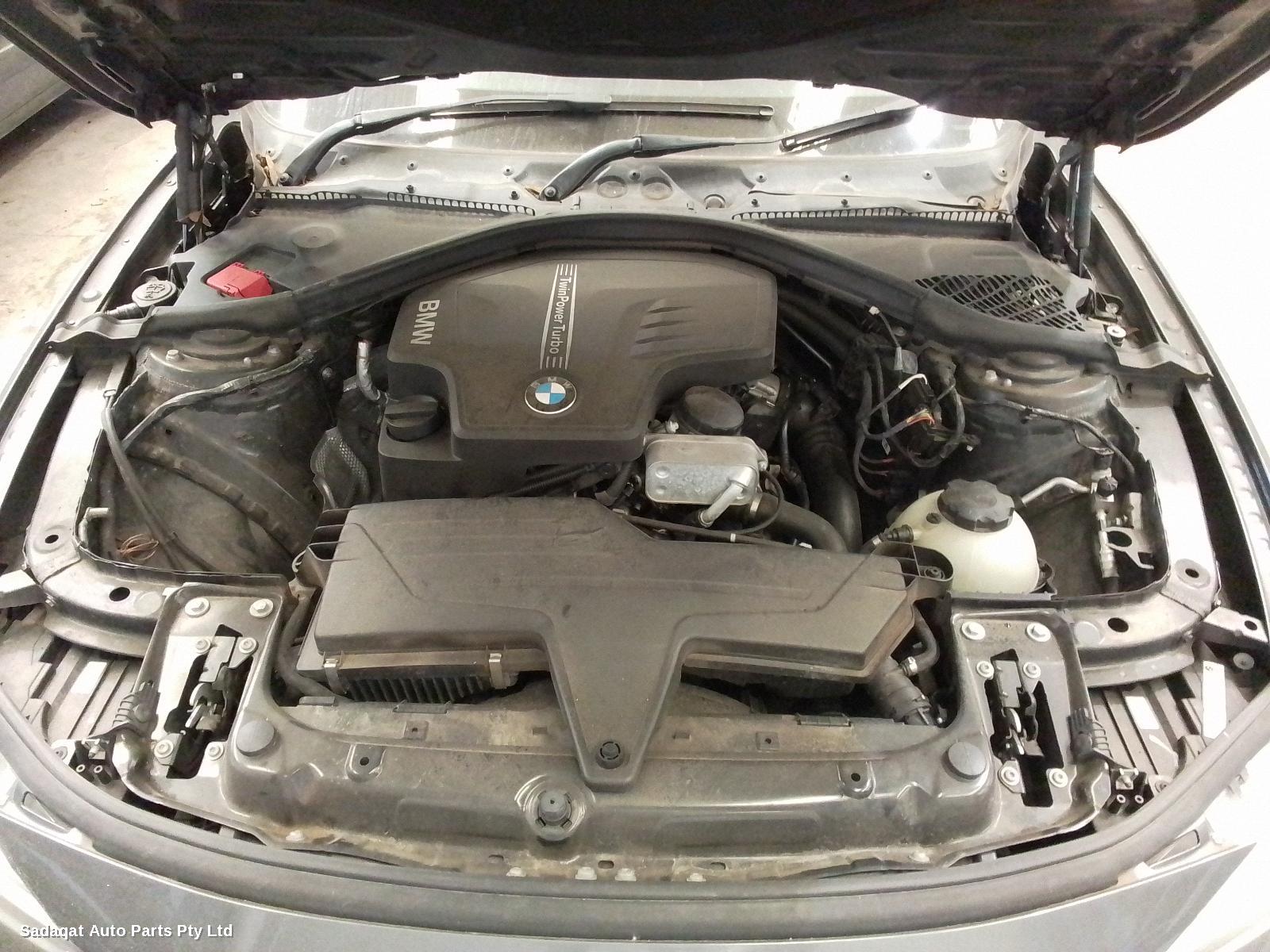 Bmw 3 Series Left Guard