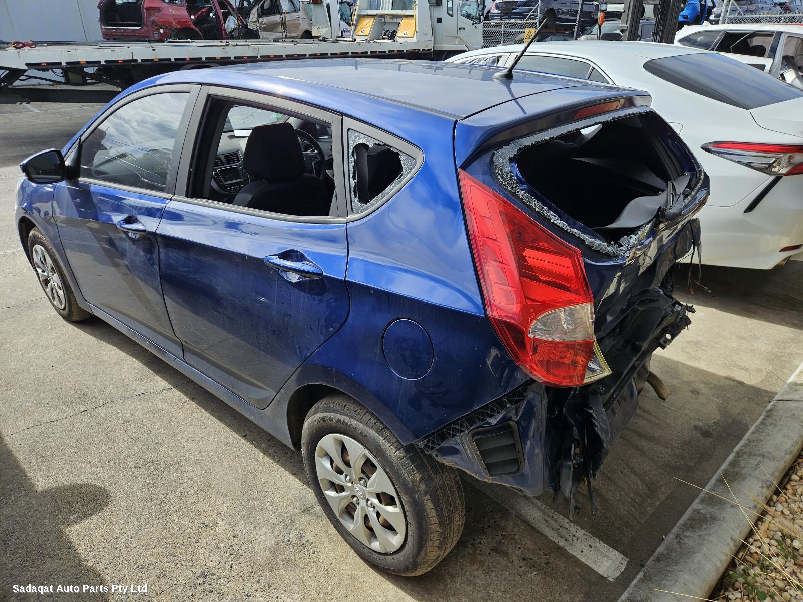 Hyundai Accent Radio/cd/dvd/sat/tv