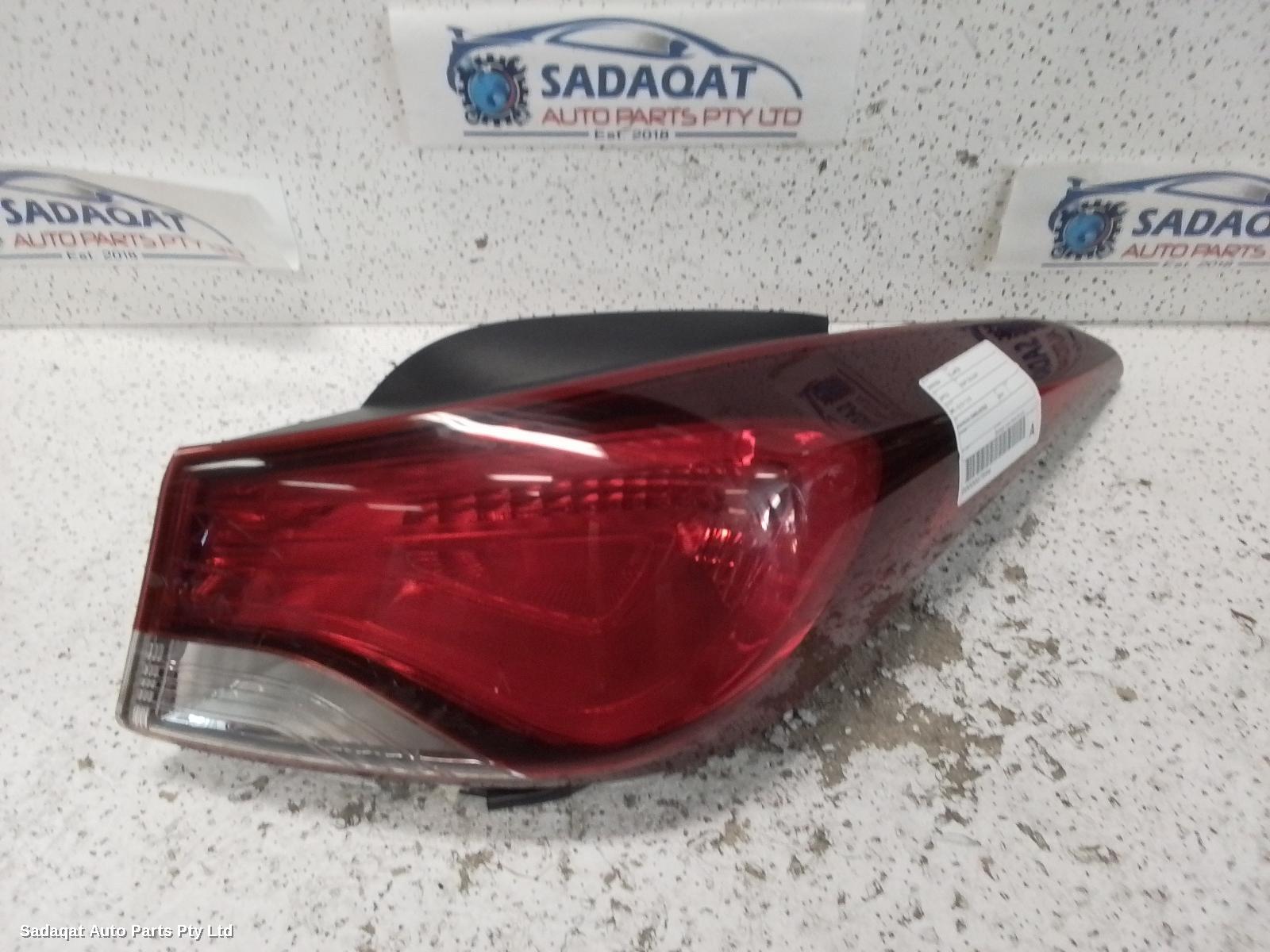 Hyundai Elantra Right Taillight