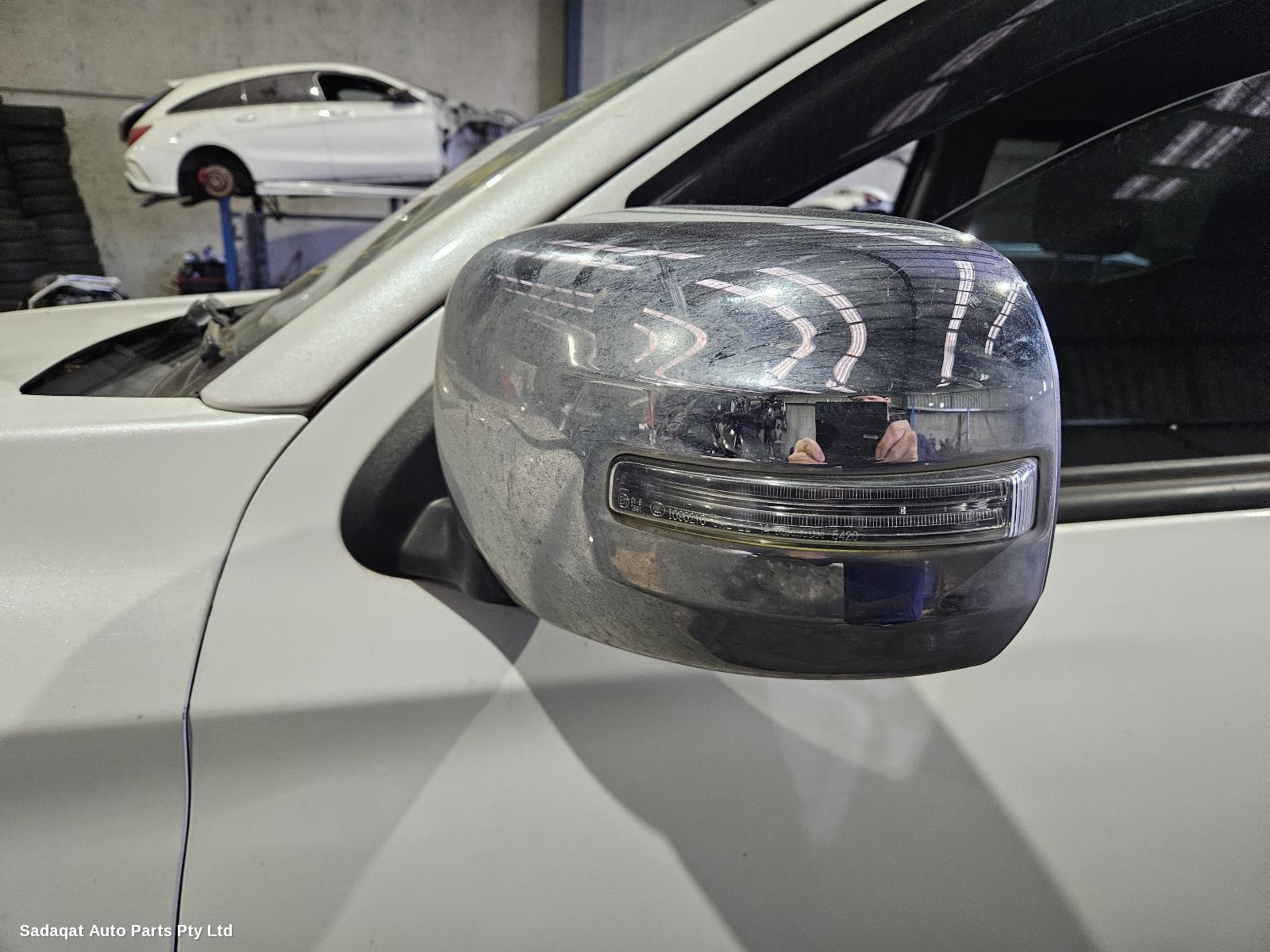 Mitsubishi Triton Right Door Mirror
