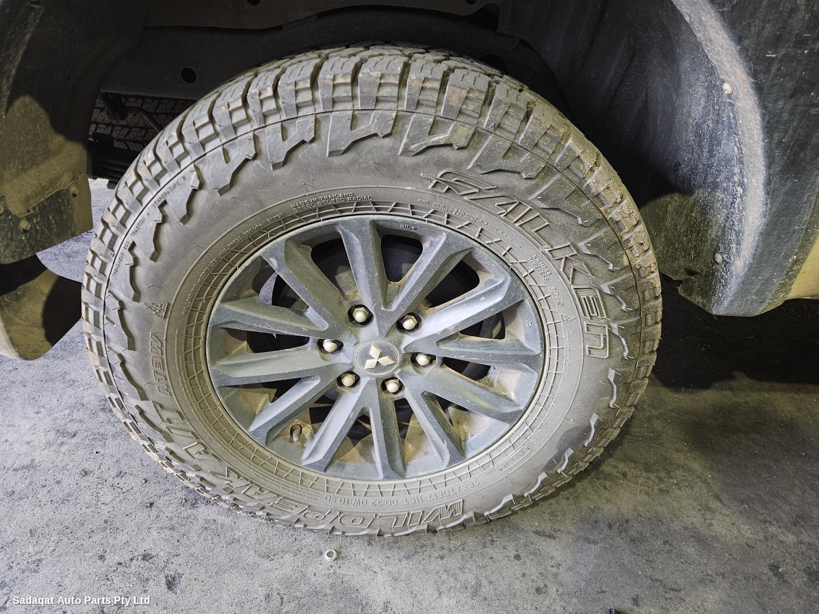 Mitsubishi Triton Right Door Mirror