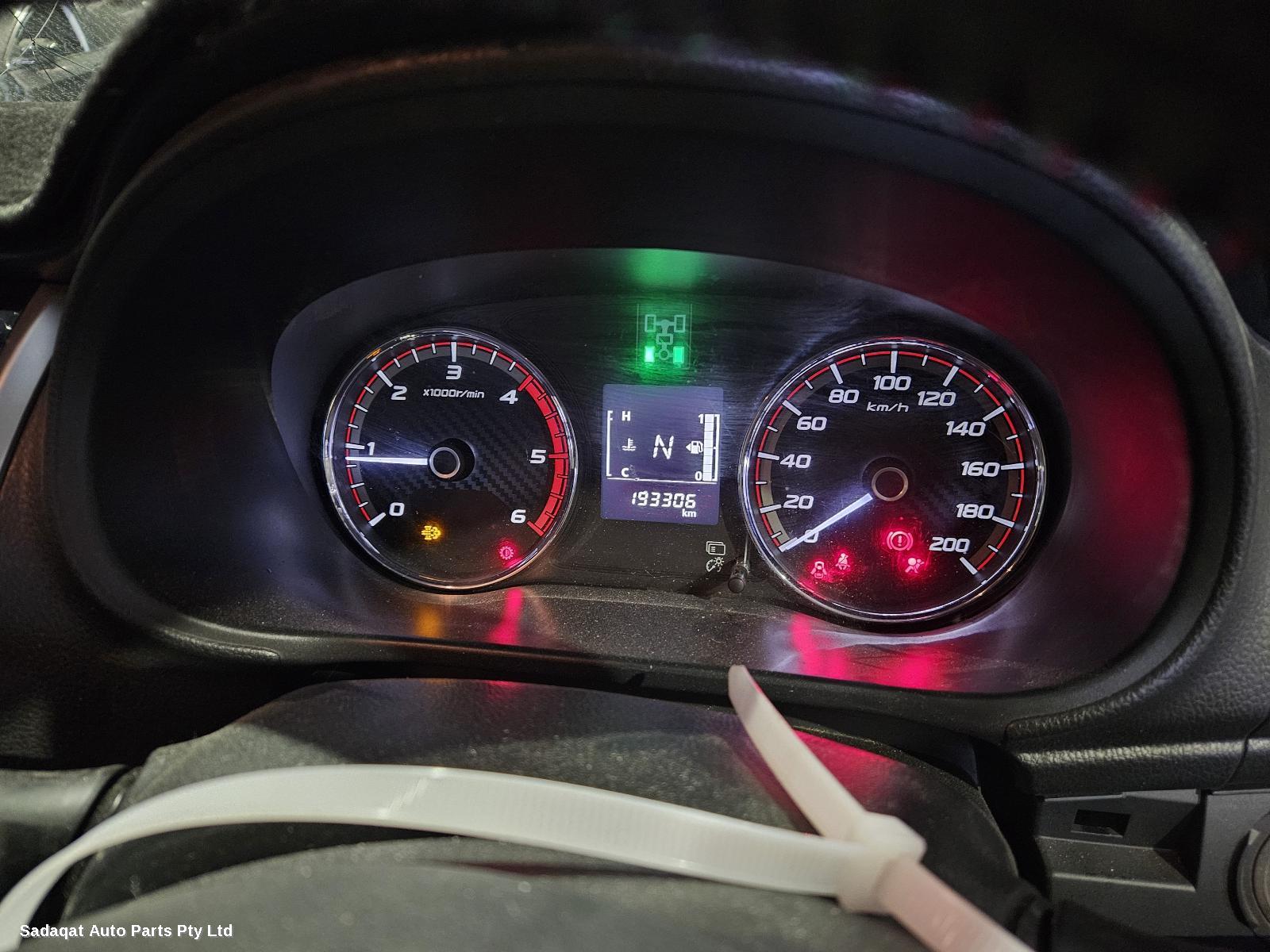 Mitsubishi Triton Right Door Mirror