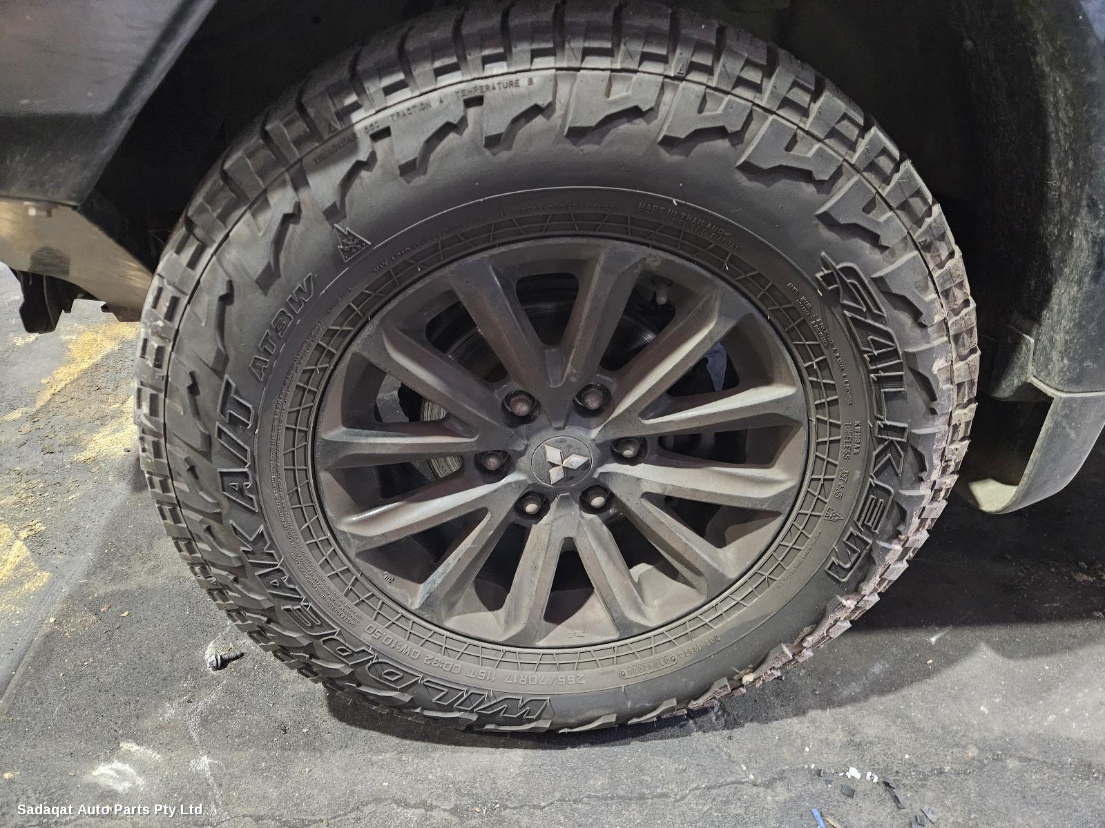 Mitsubishi Triton Right Door Mirror