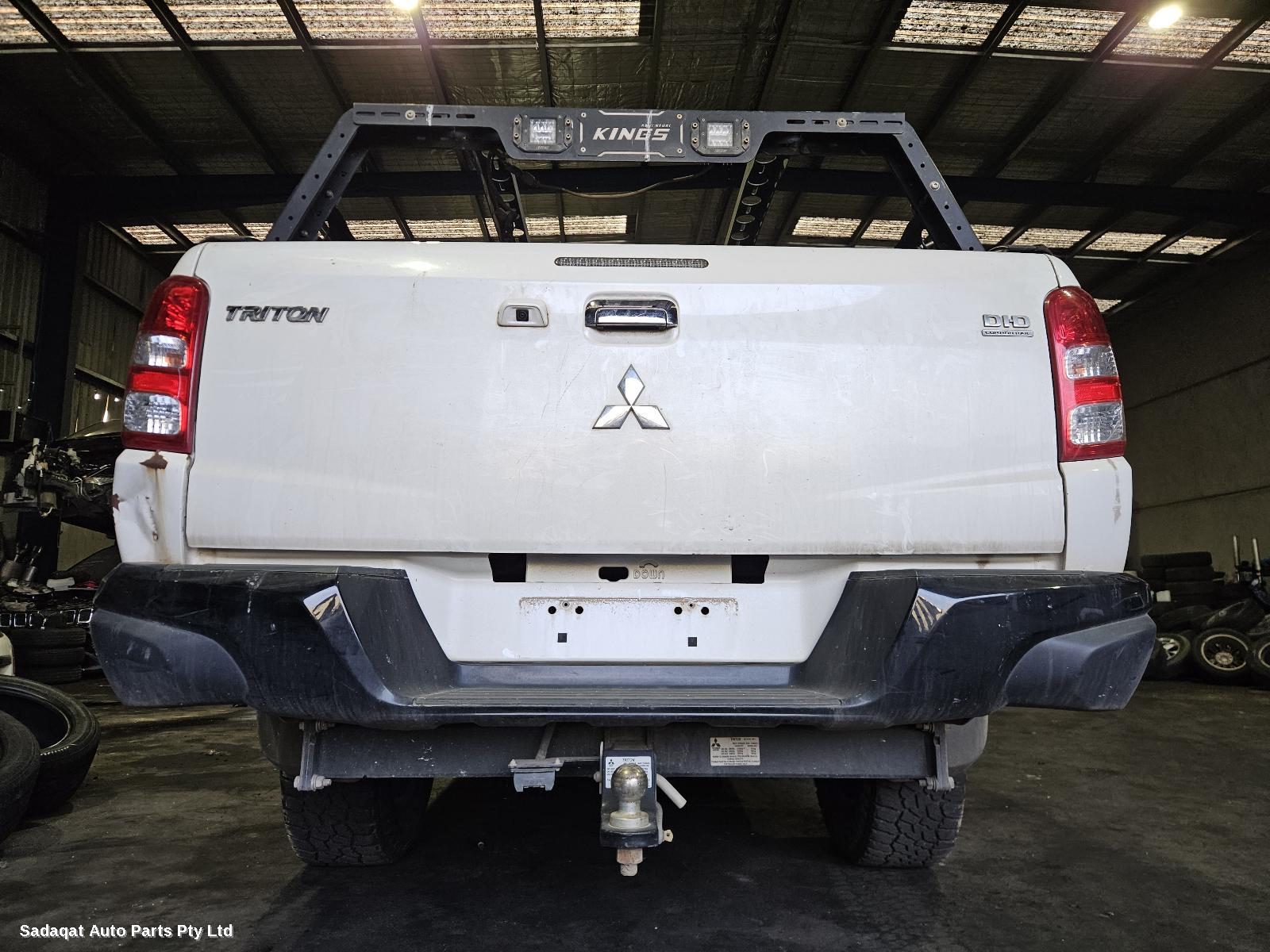 Mitsubishi Triton Right Door Mirror