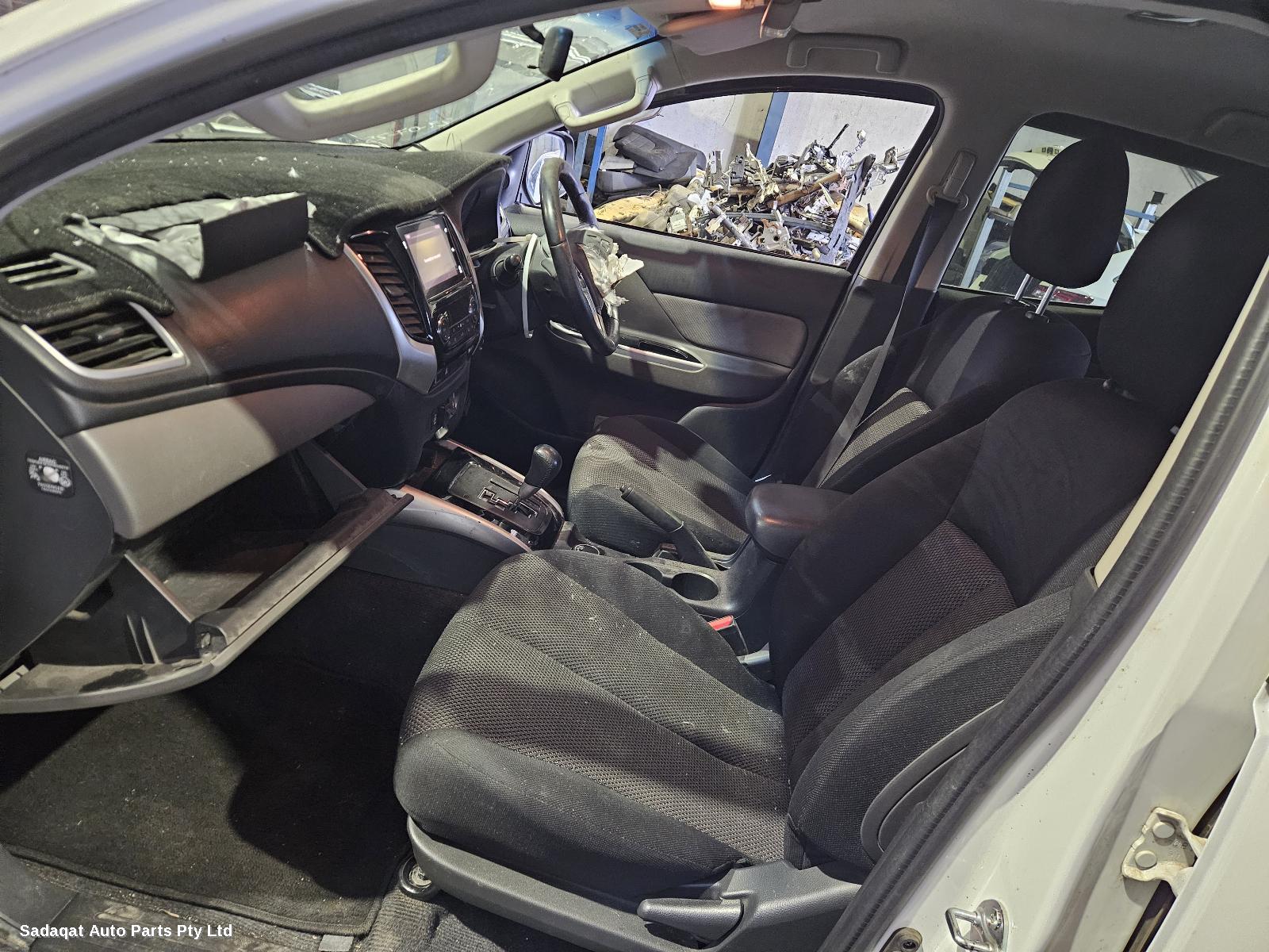 Mitsubishi Triton Right Door Mirror