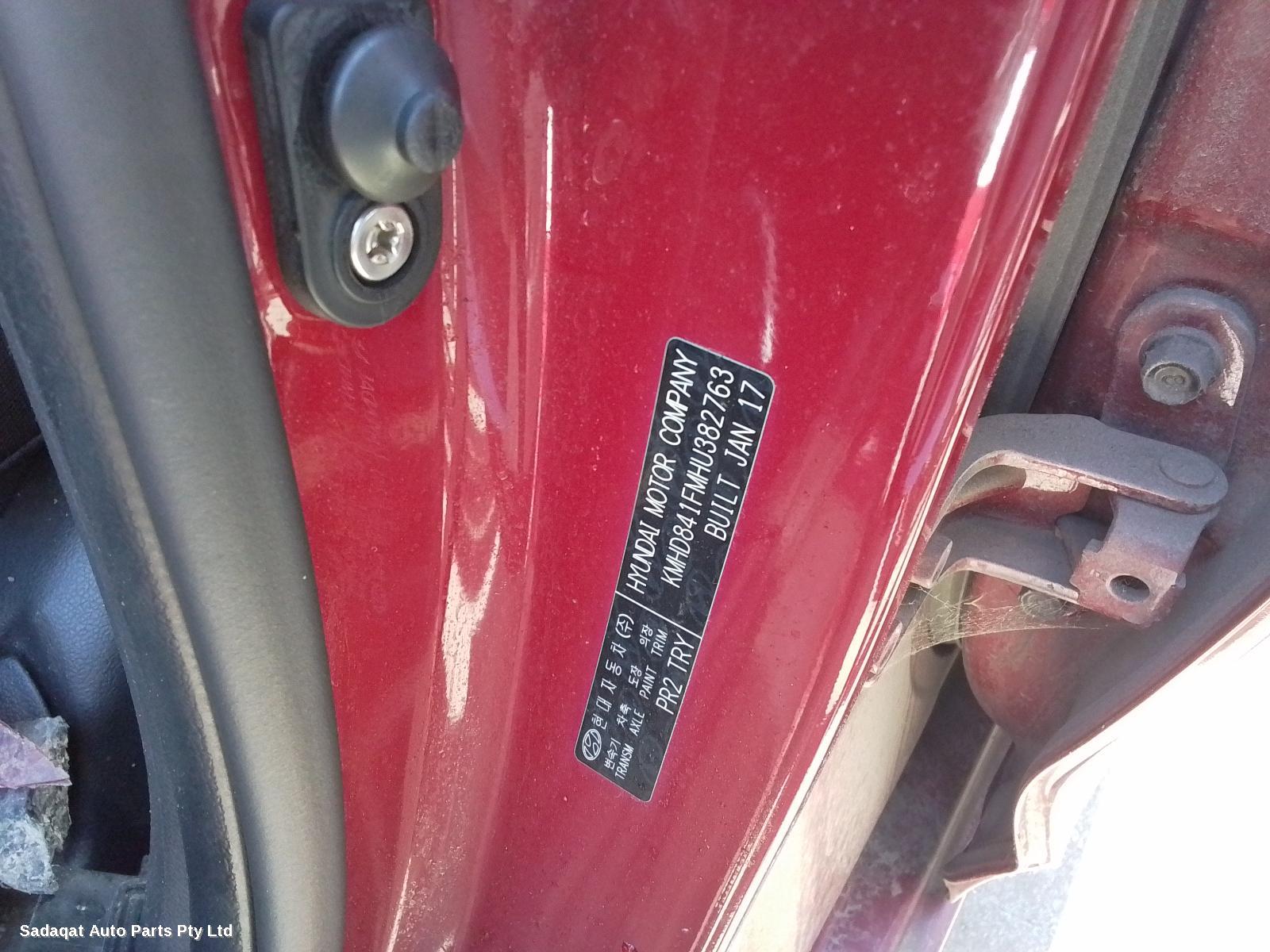 Hyundai Elantra Left Door Mirror