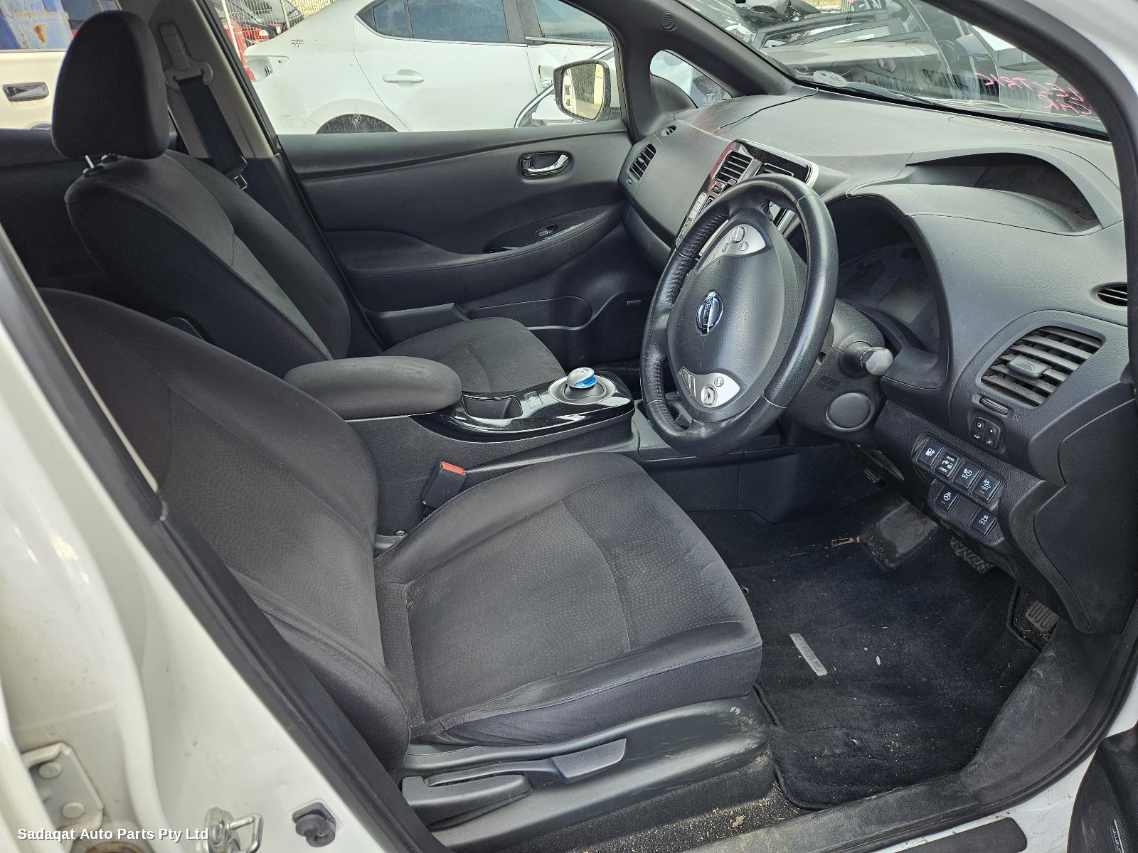 Nissan Leaf Overflow Bottle