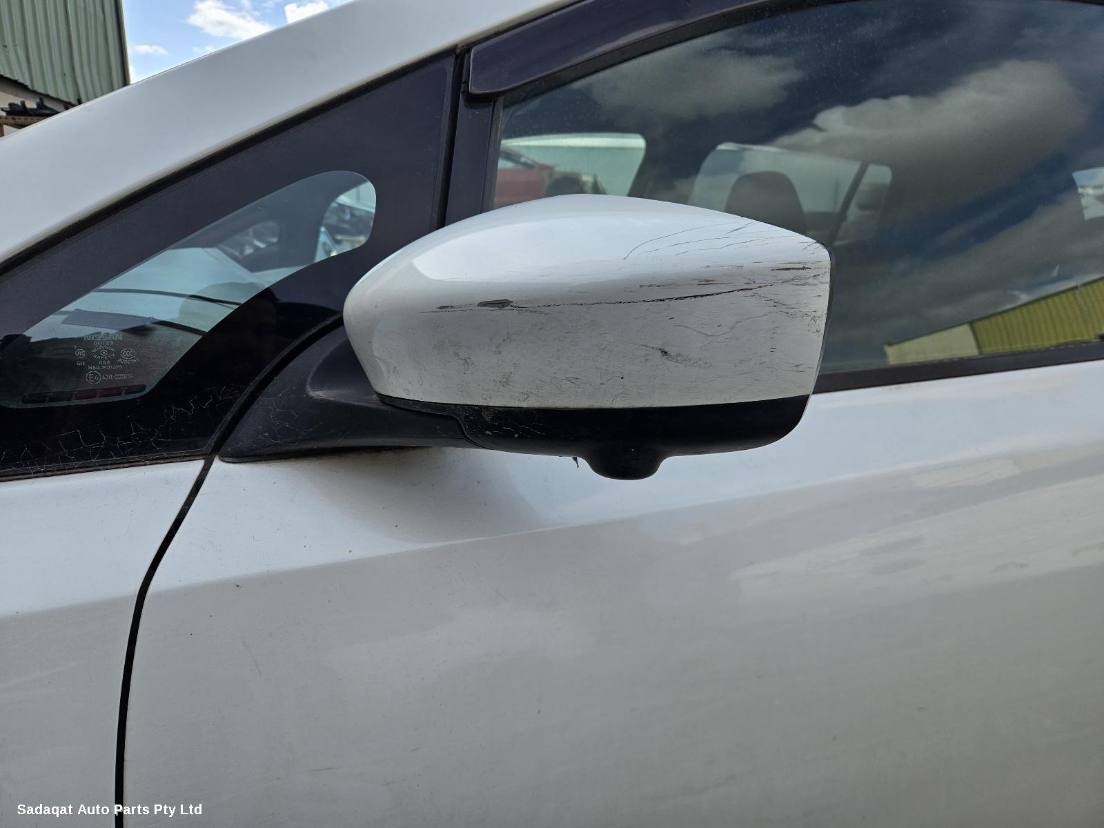 Nissan Leaf Overflow Bottle